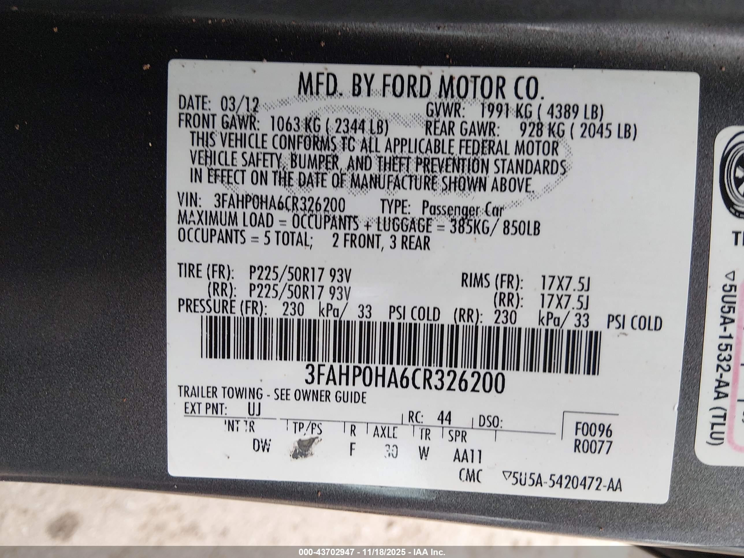 FORD FUSION image 9