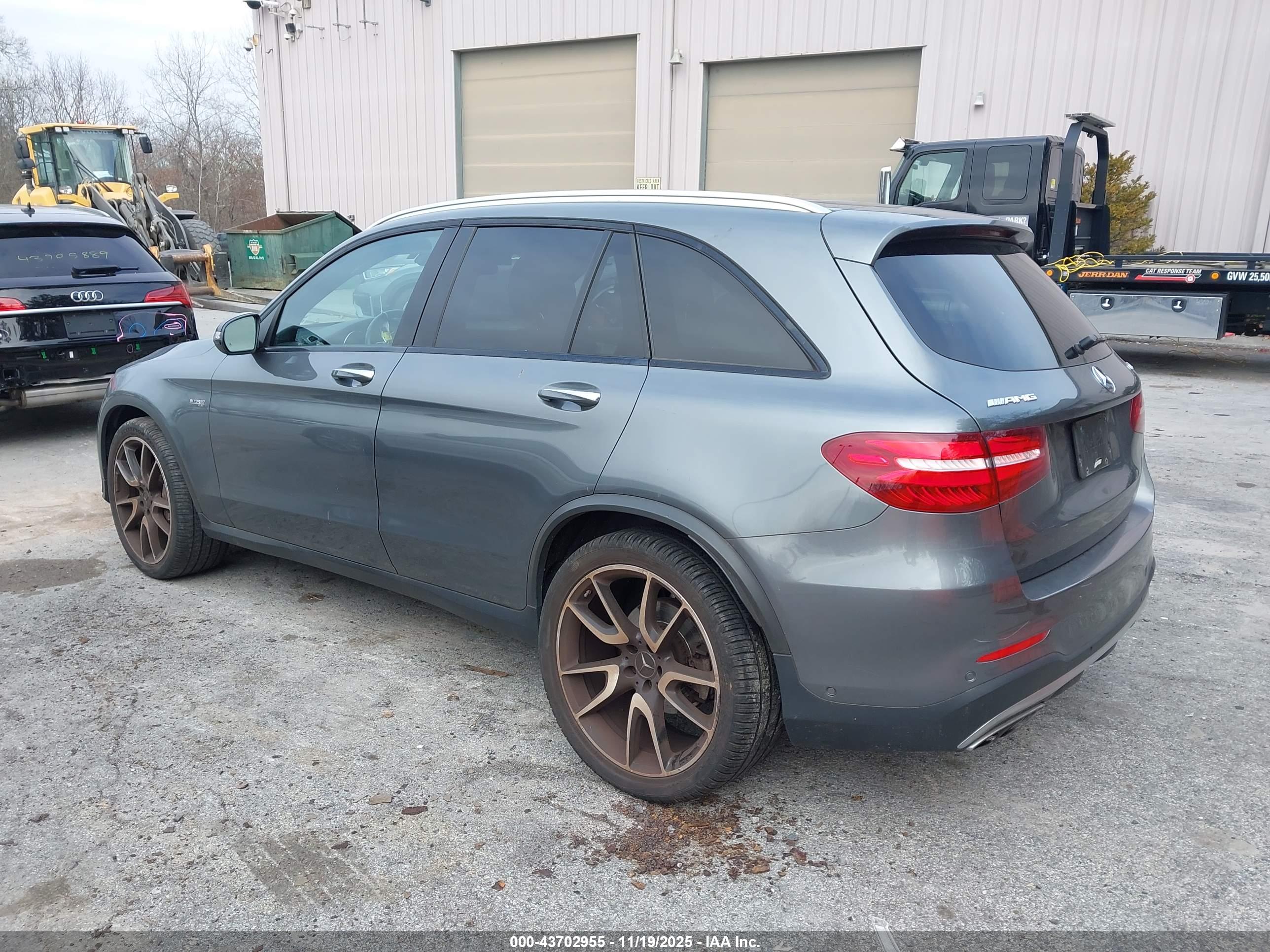 MERCEDES-BENZ AMG image 3