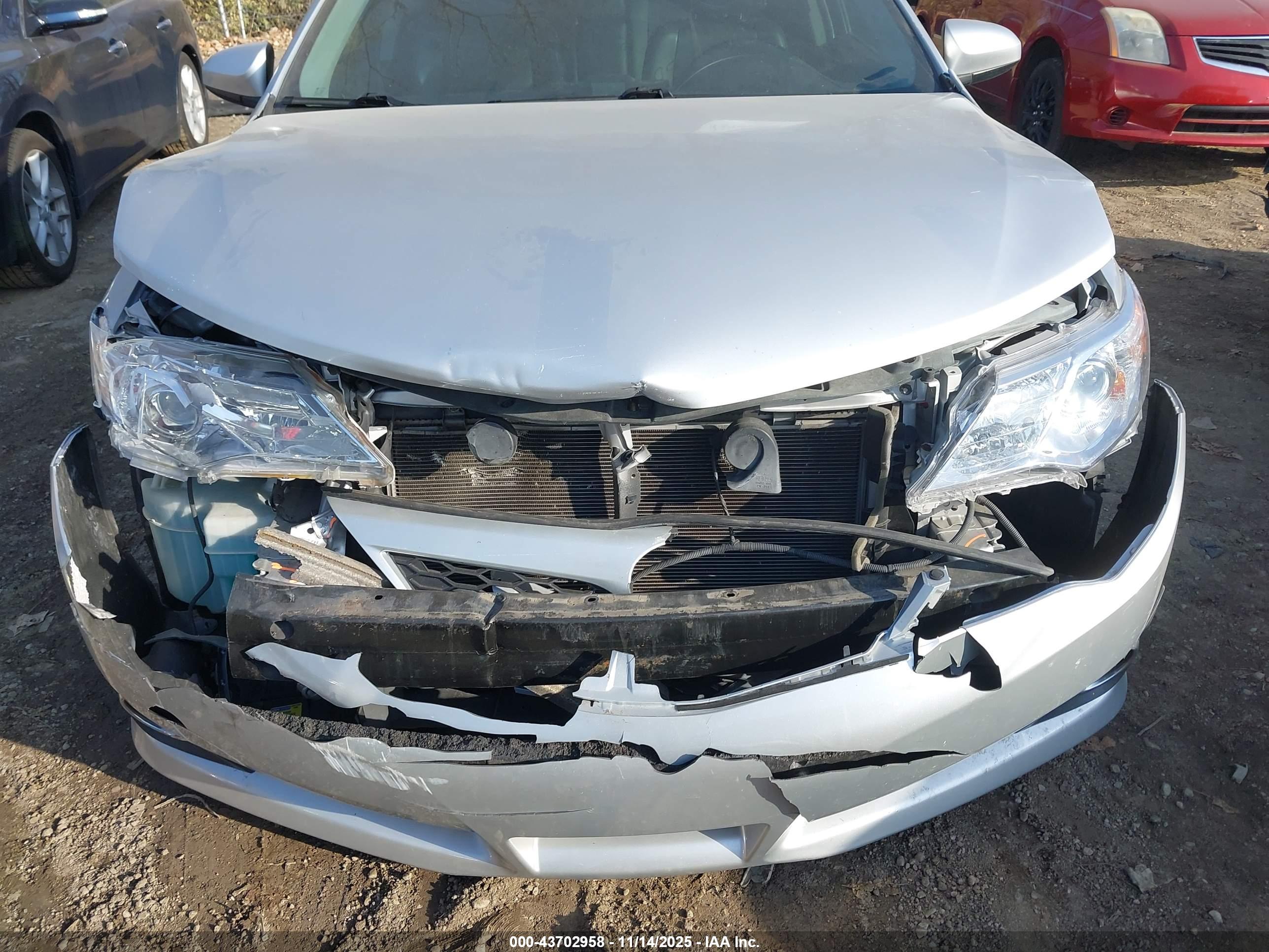 TOYOTA CAMRY image 6