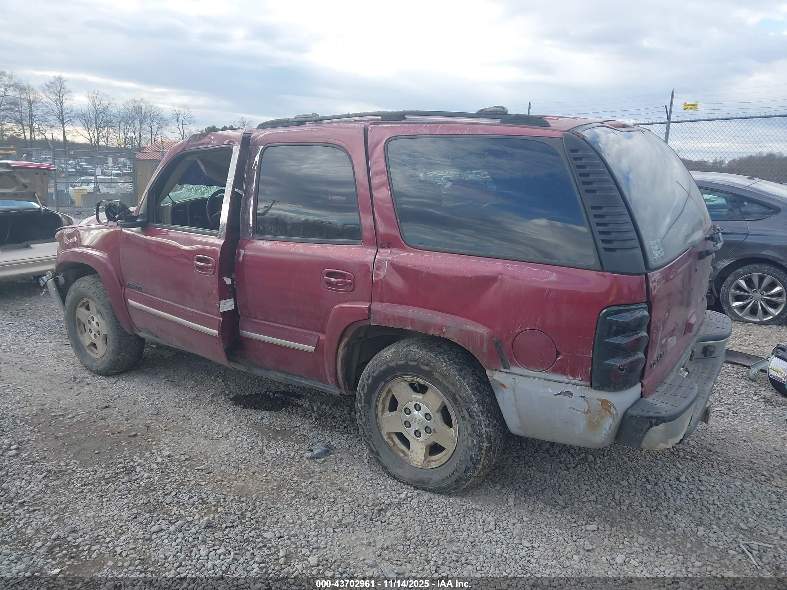 CHEVROLET TAHOE image 3