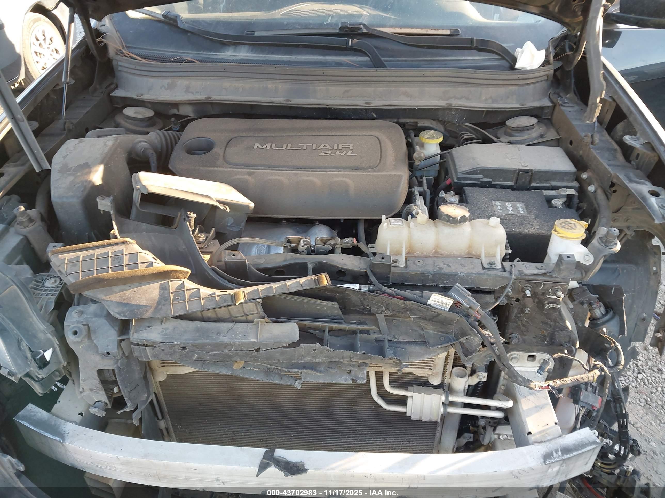JEEP CHEROKEE image 10