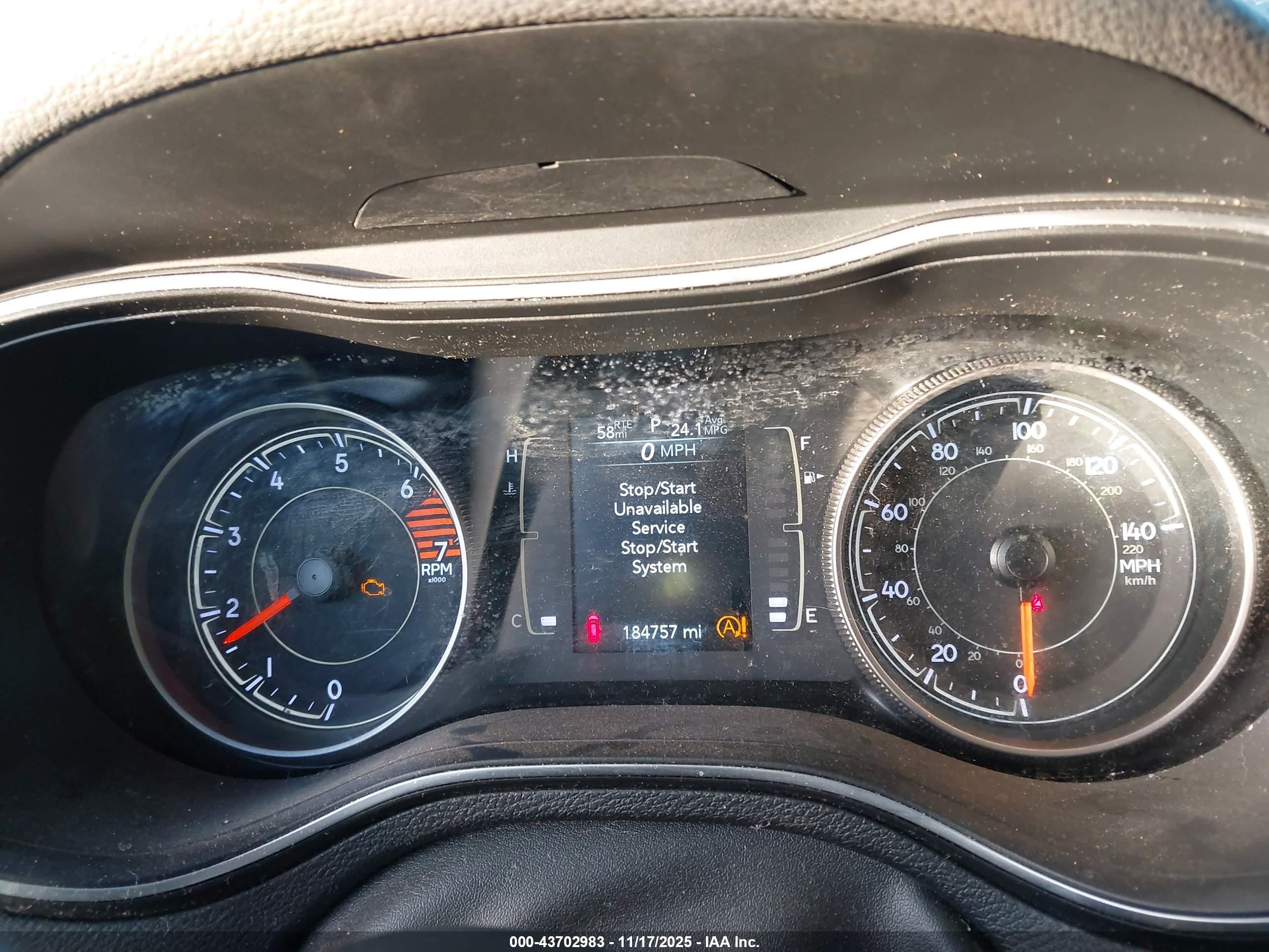 JEEP CHEROKEE image 7