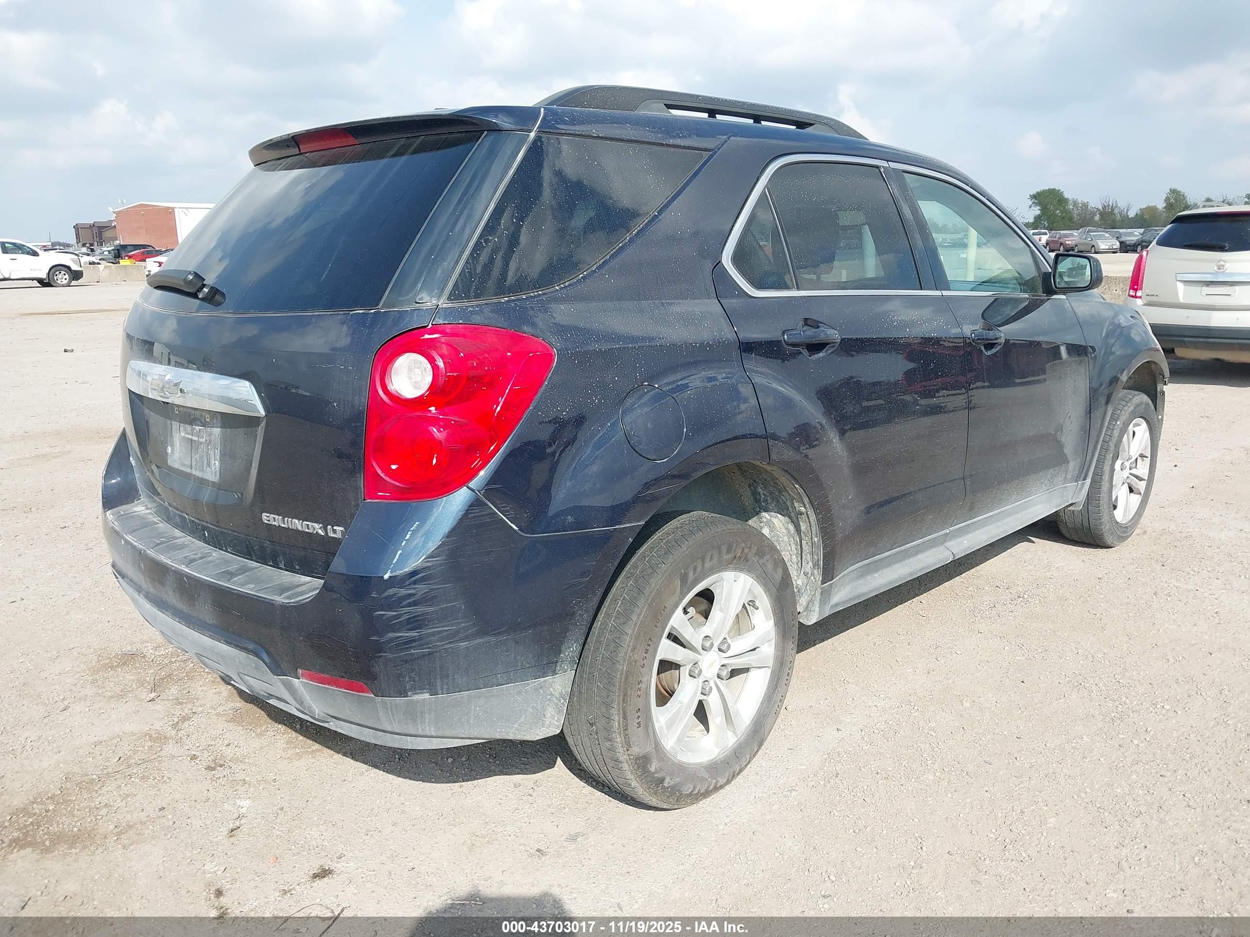 CHEVROLET EQUINOX image 4