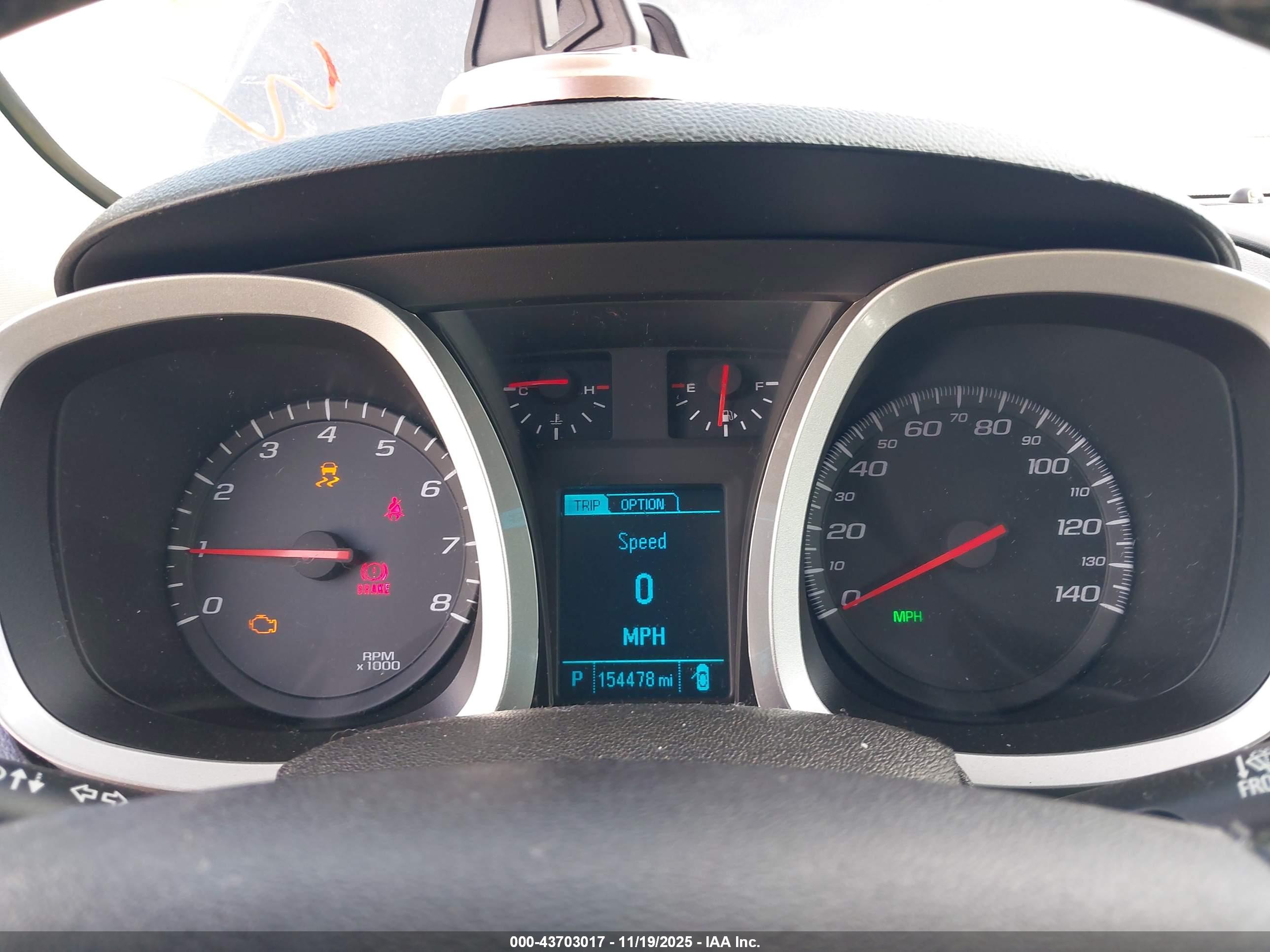 CHEVROLET EQUINOX image 7