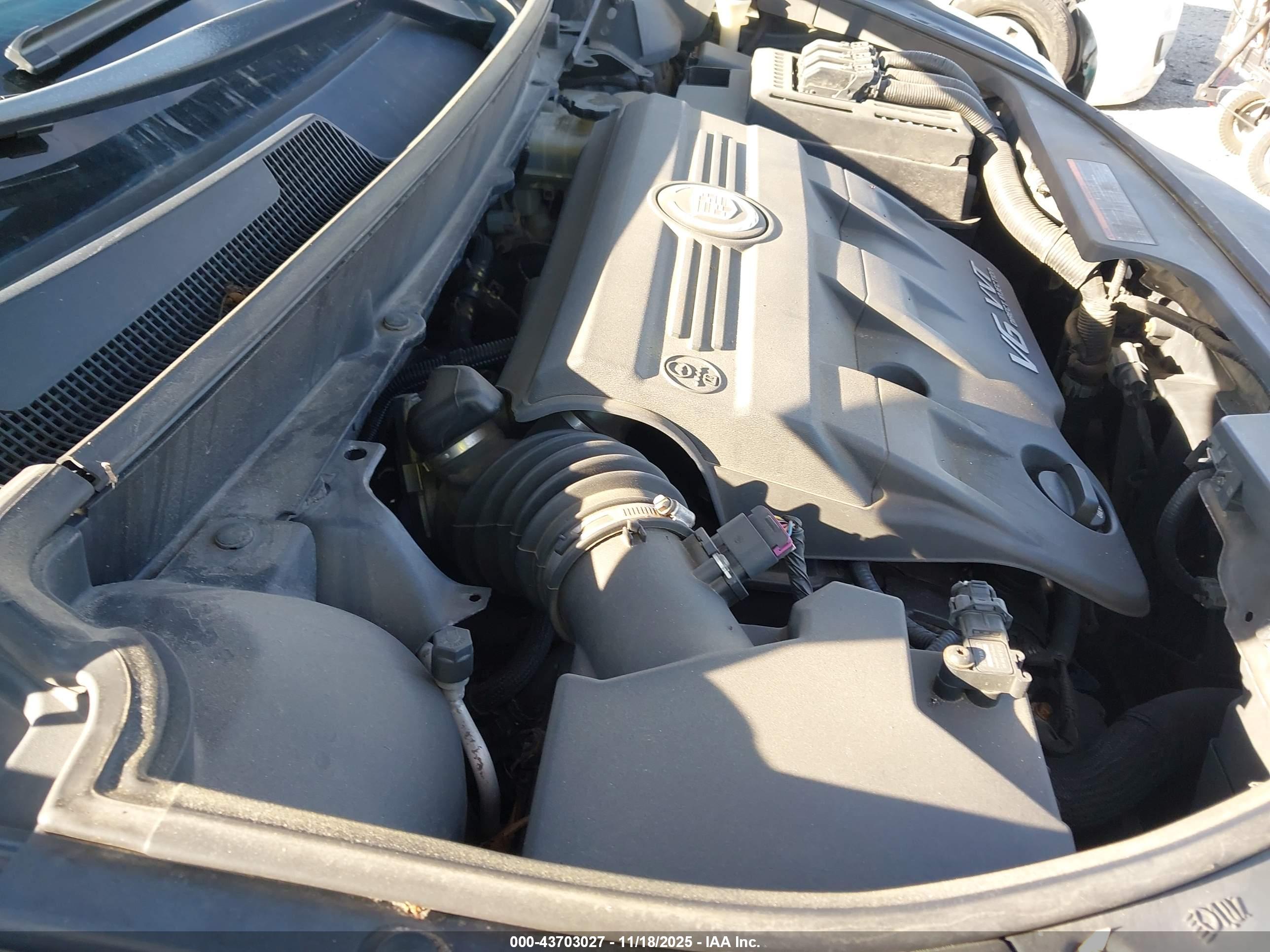 CADILLAC SRX image 6