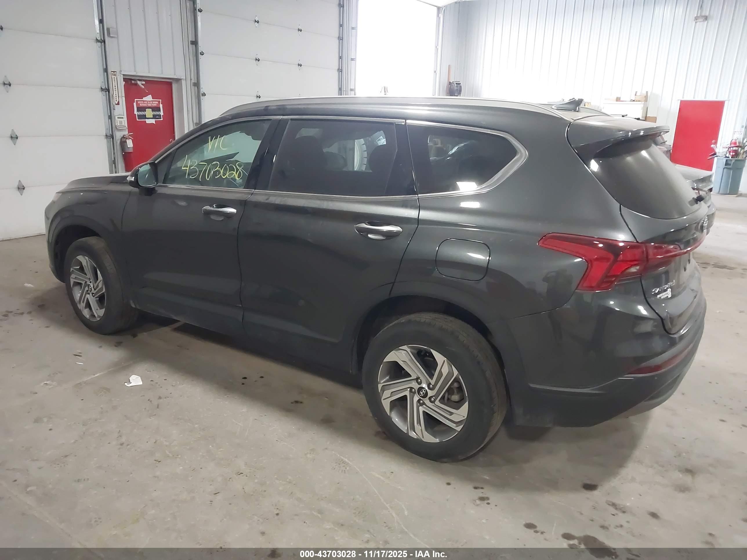 HYUNDAI SANTA image 3