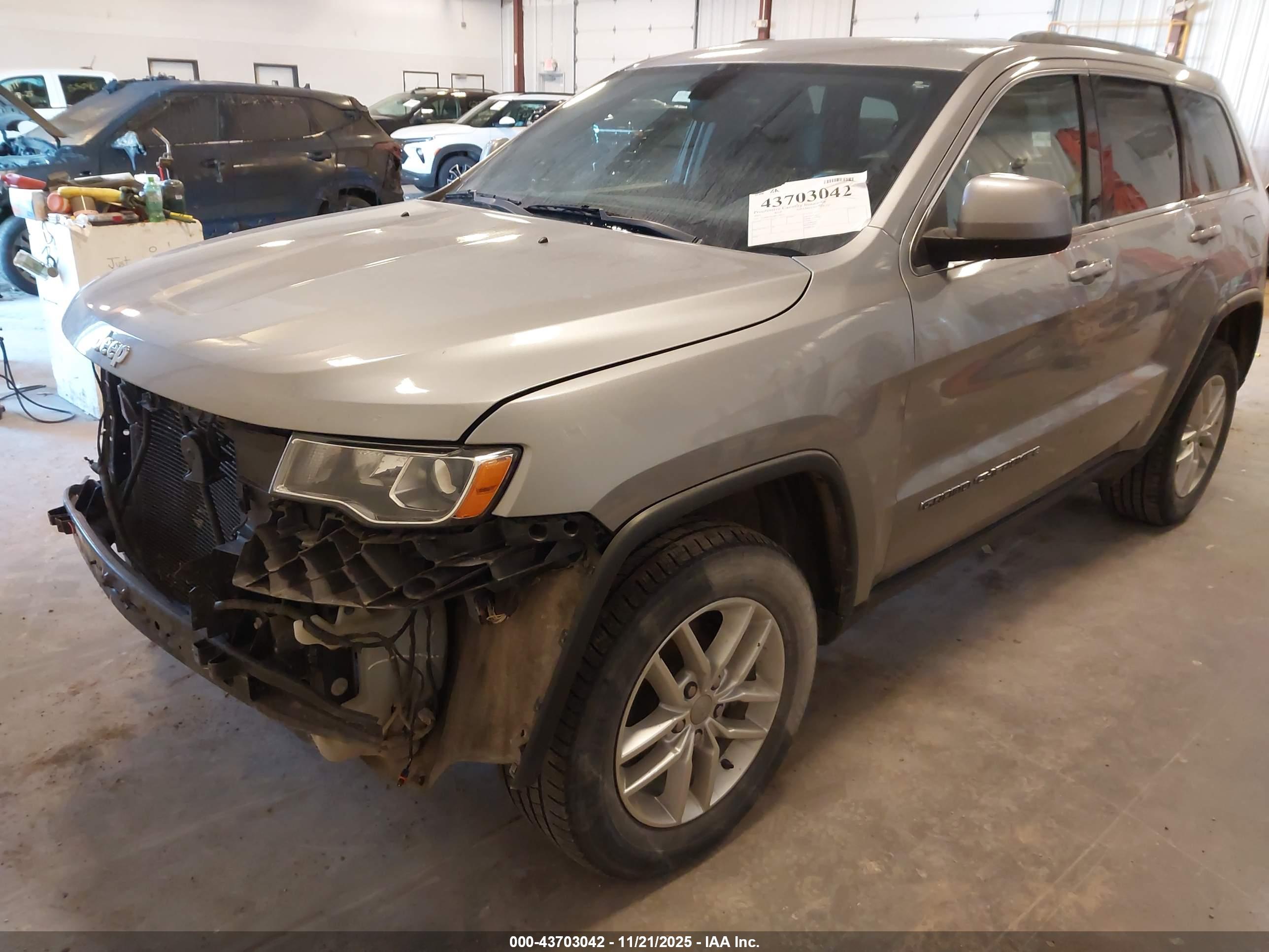 JEEP GRAND image 2