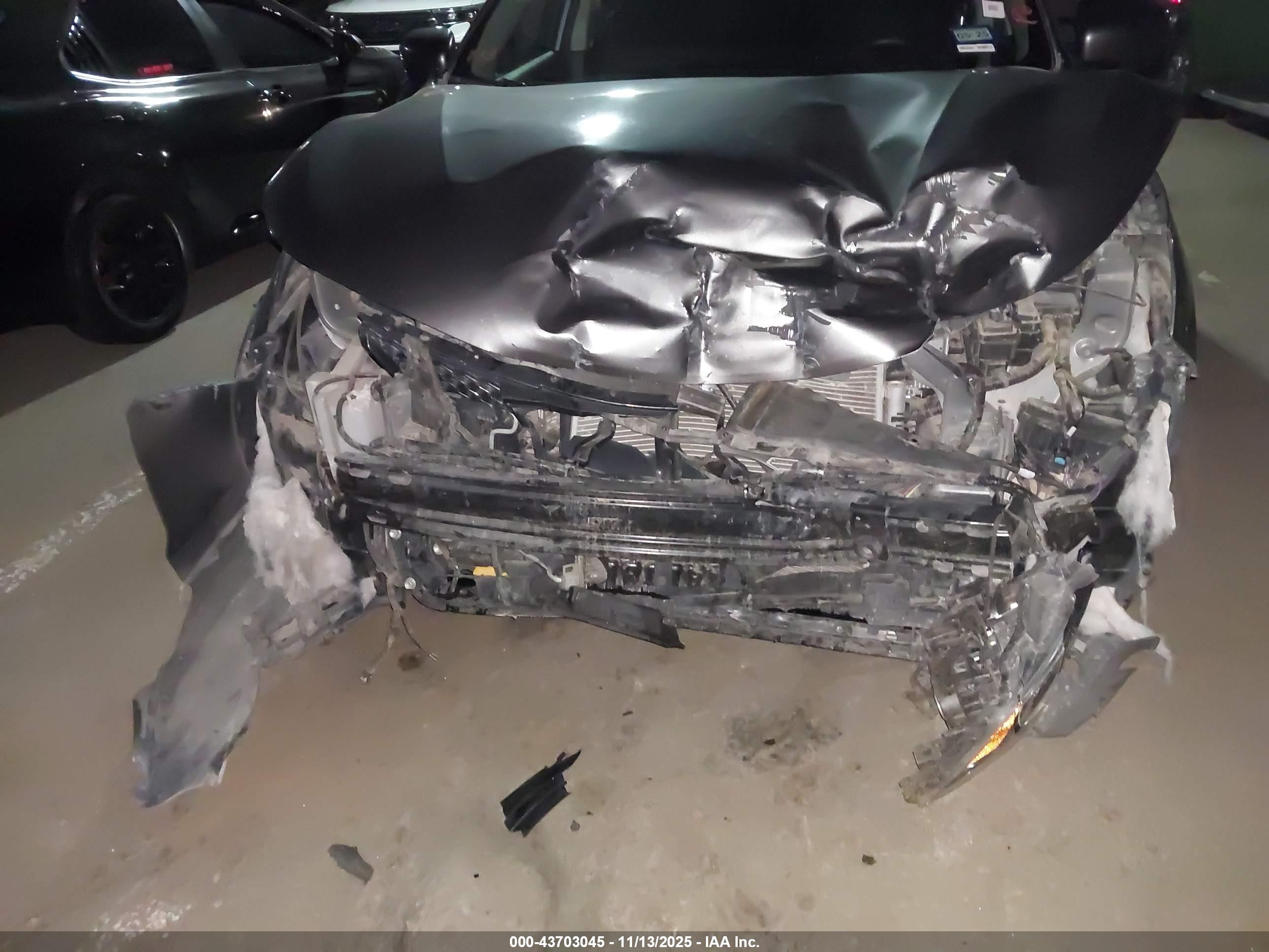 NISSAN ROGUE image 6