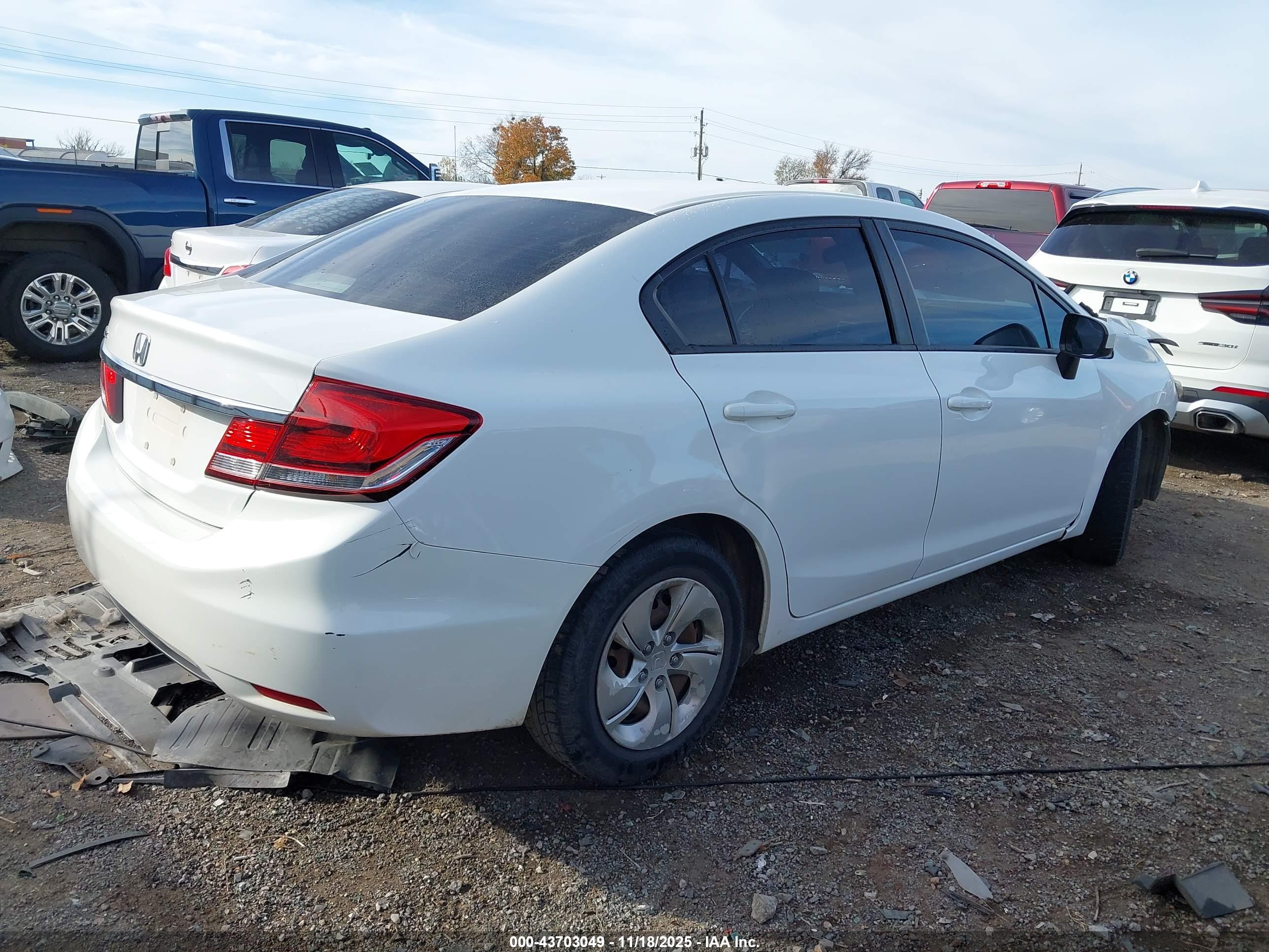 HONDA CIVIC image 4