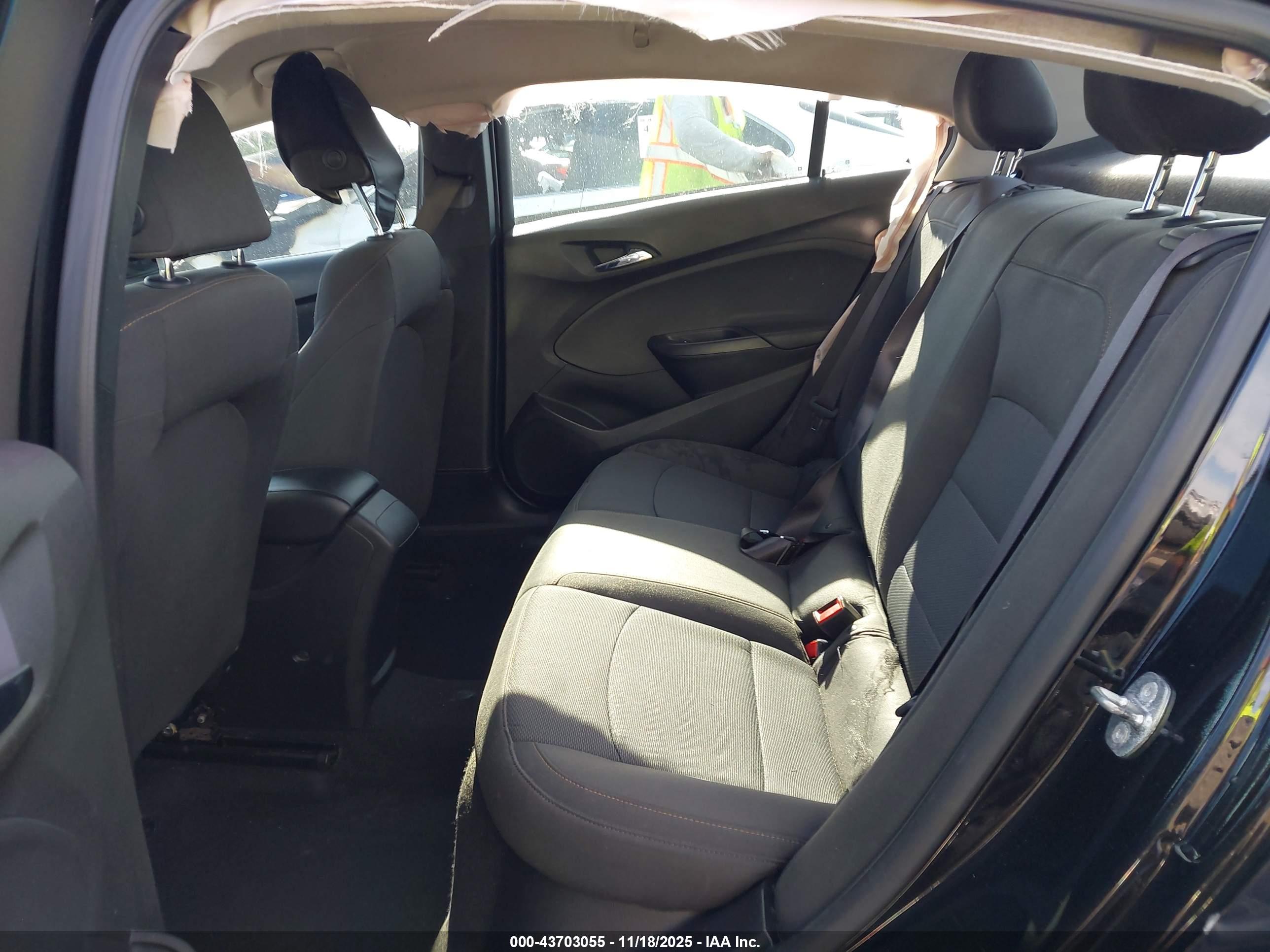 CHEVROLET CRUZE image 8
