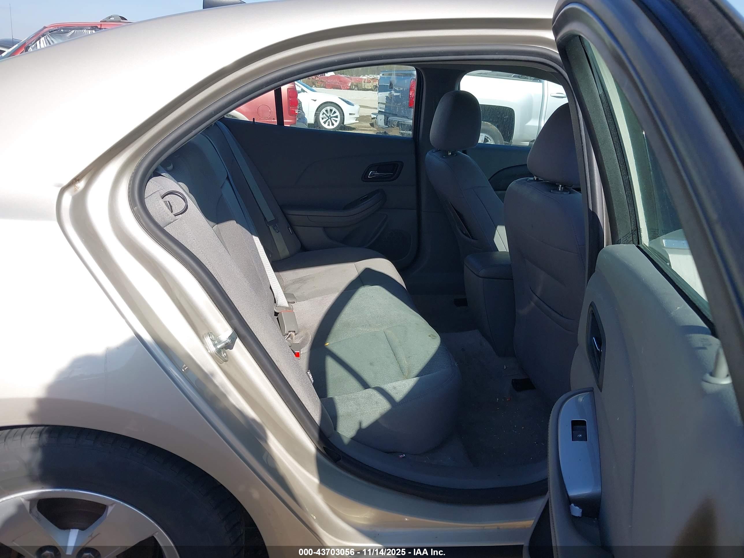CHEVROLET MALIBU image 8