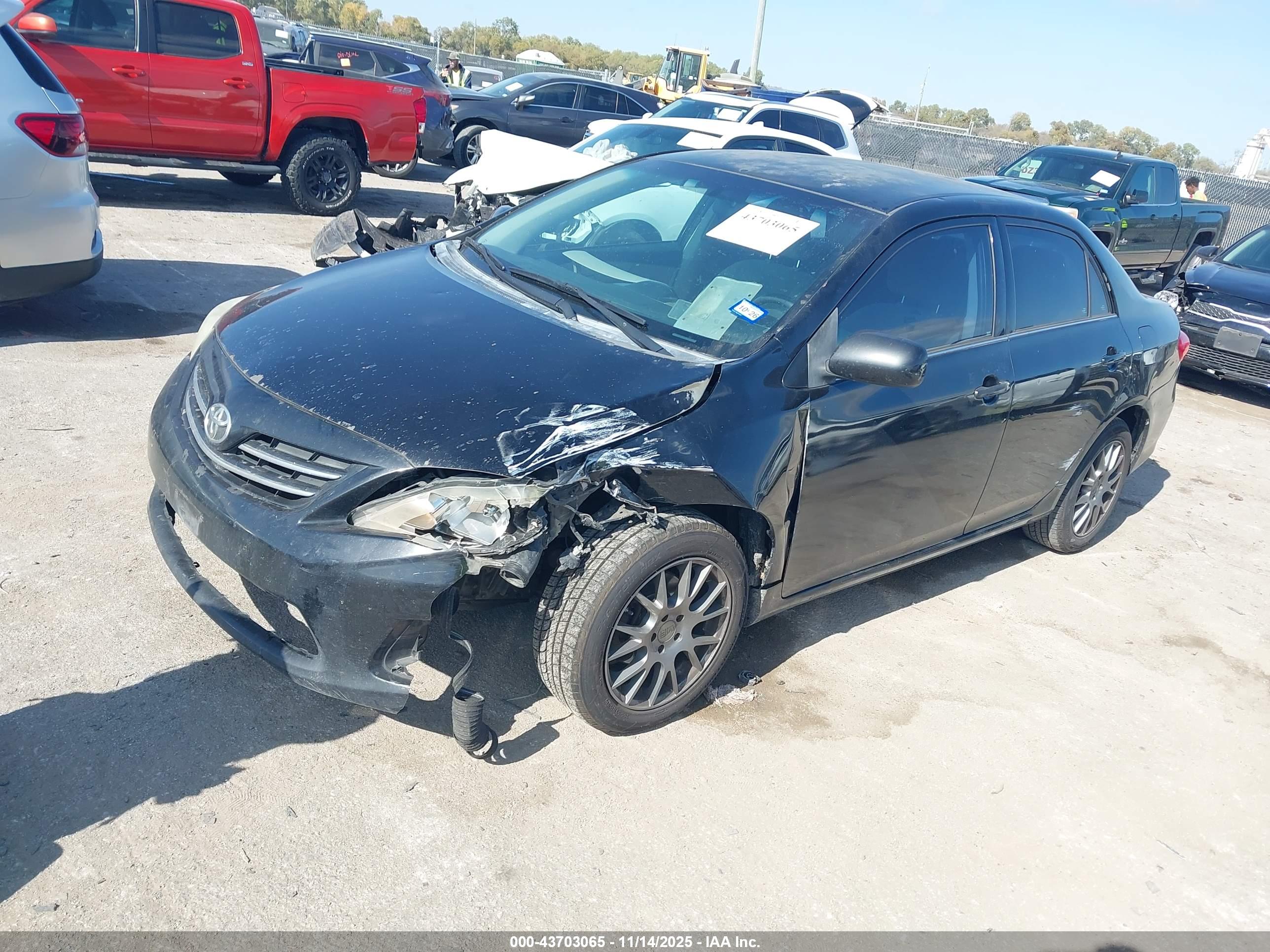 TOYOTA COROLLA image 2