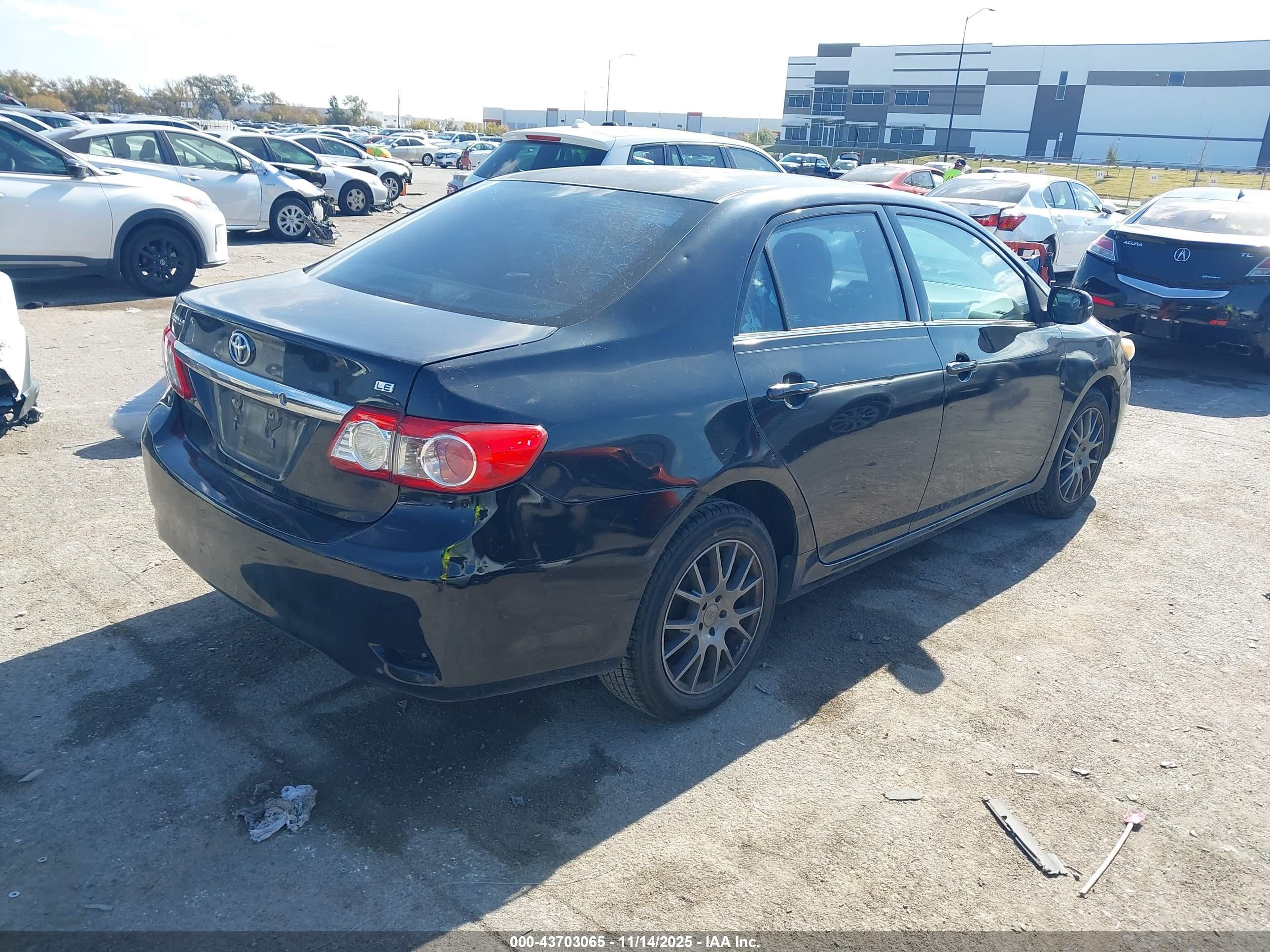 TOYOTA COROLLA image 4