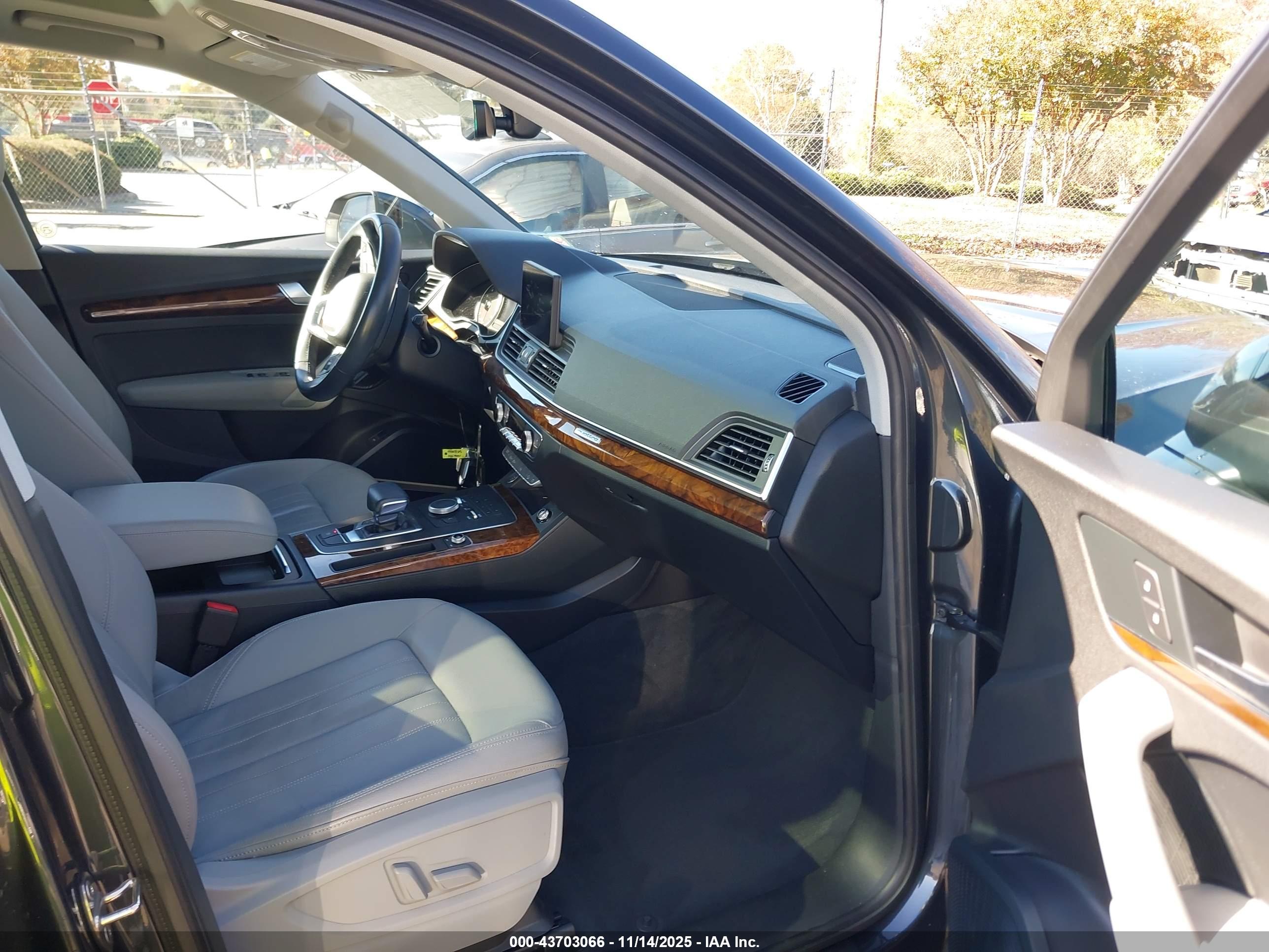 AUDI Q5 image 5