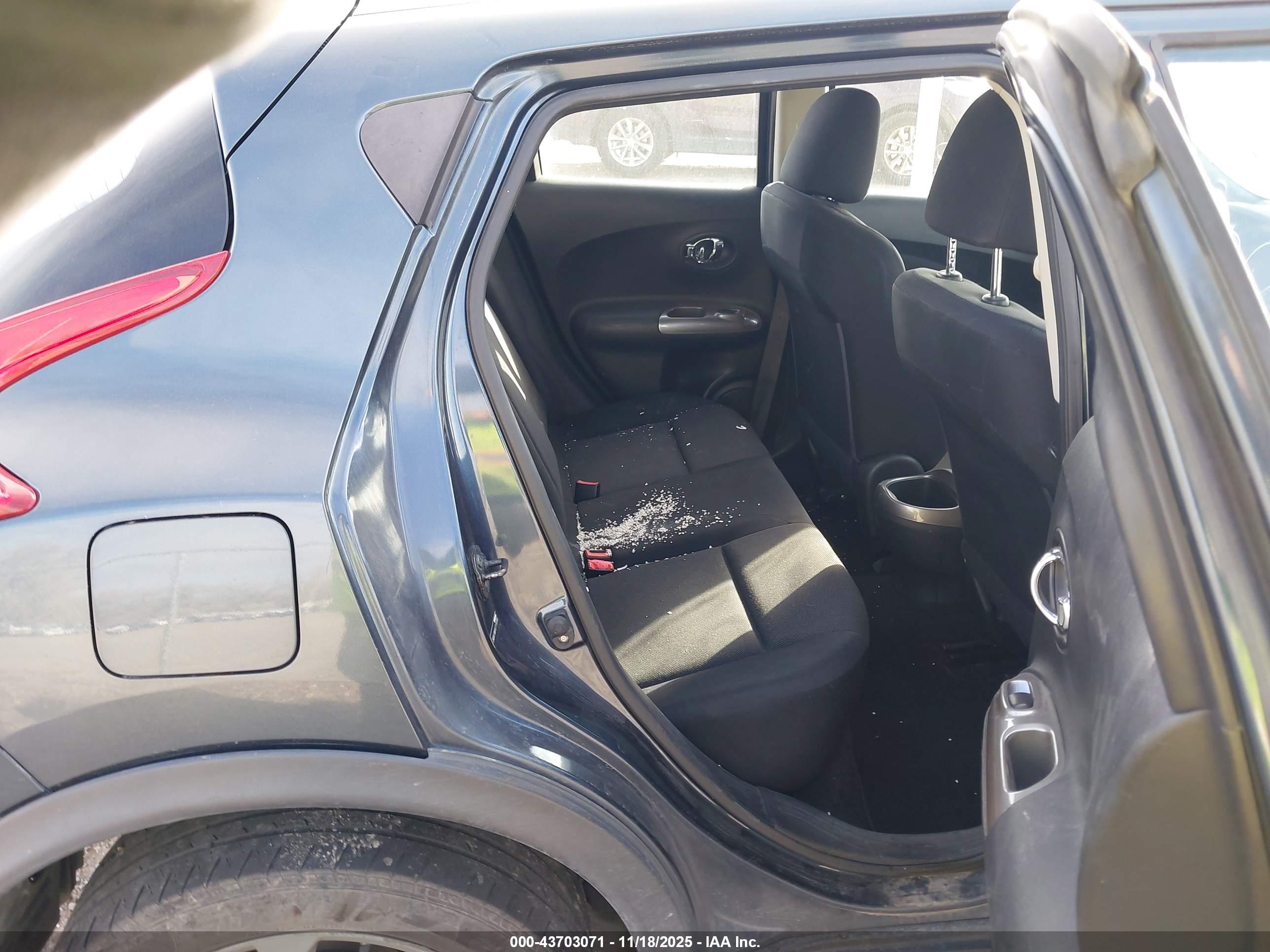 NISSAN JUKE image 8