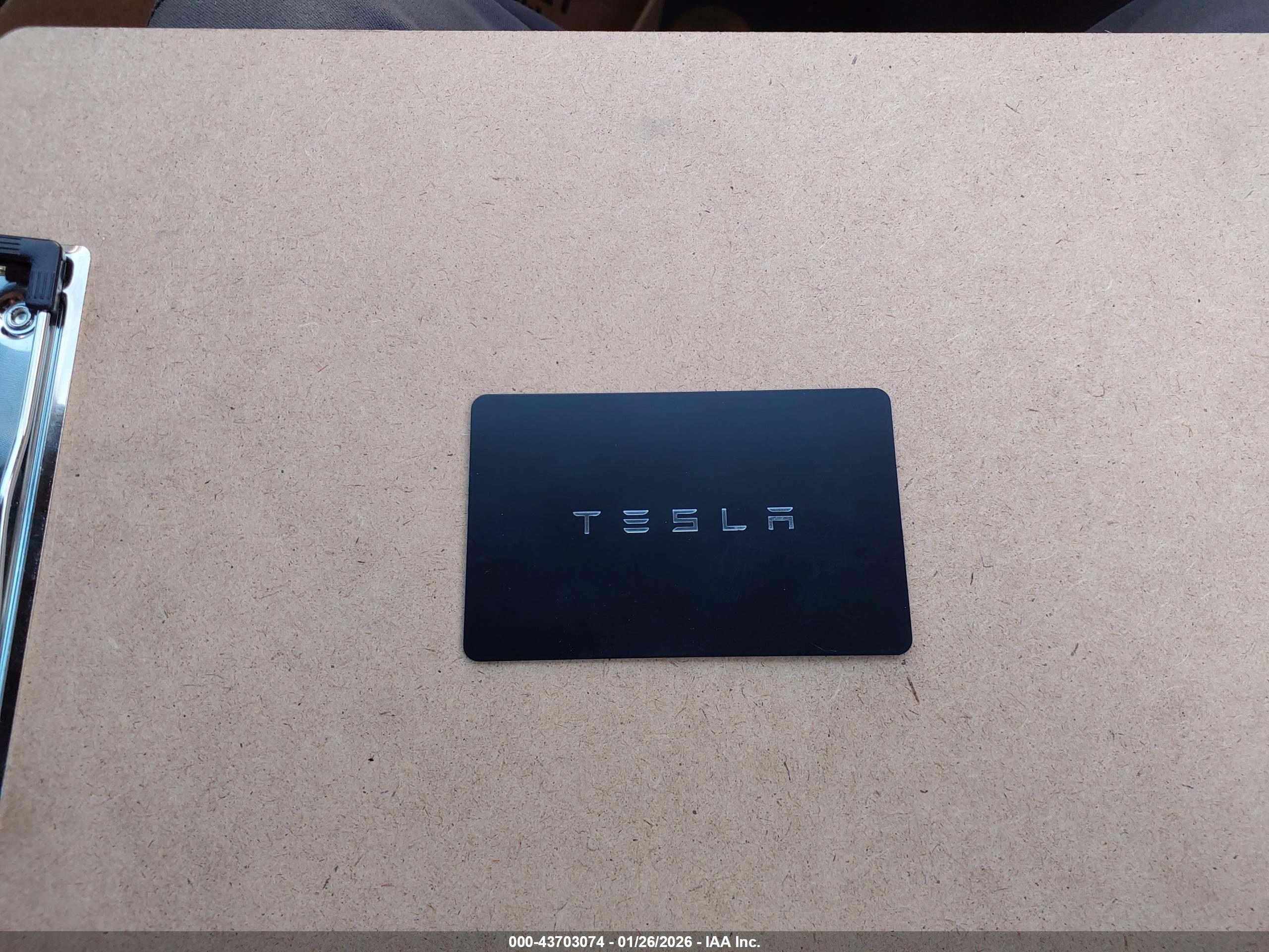 TESLA MODEL image 11