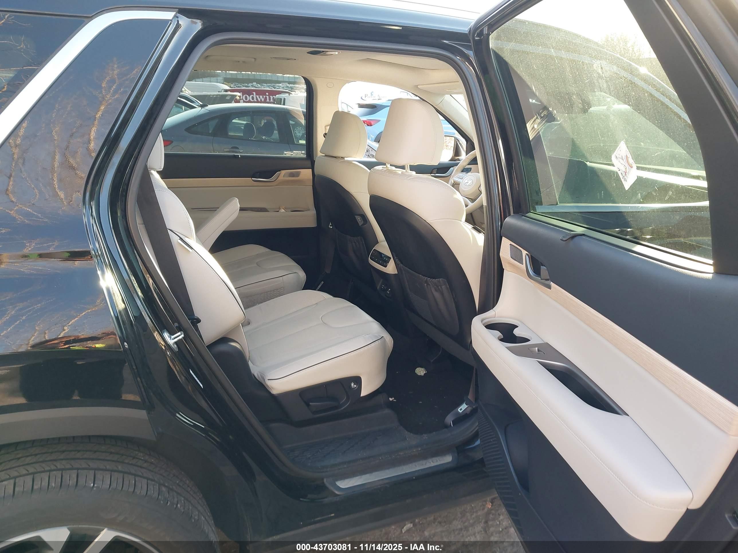 HYUNDAI PALISADE image 8