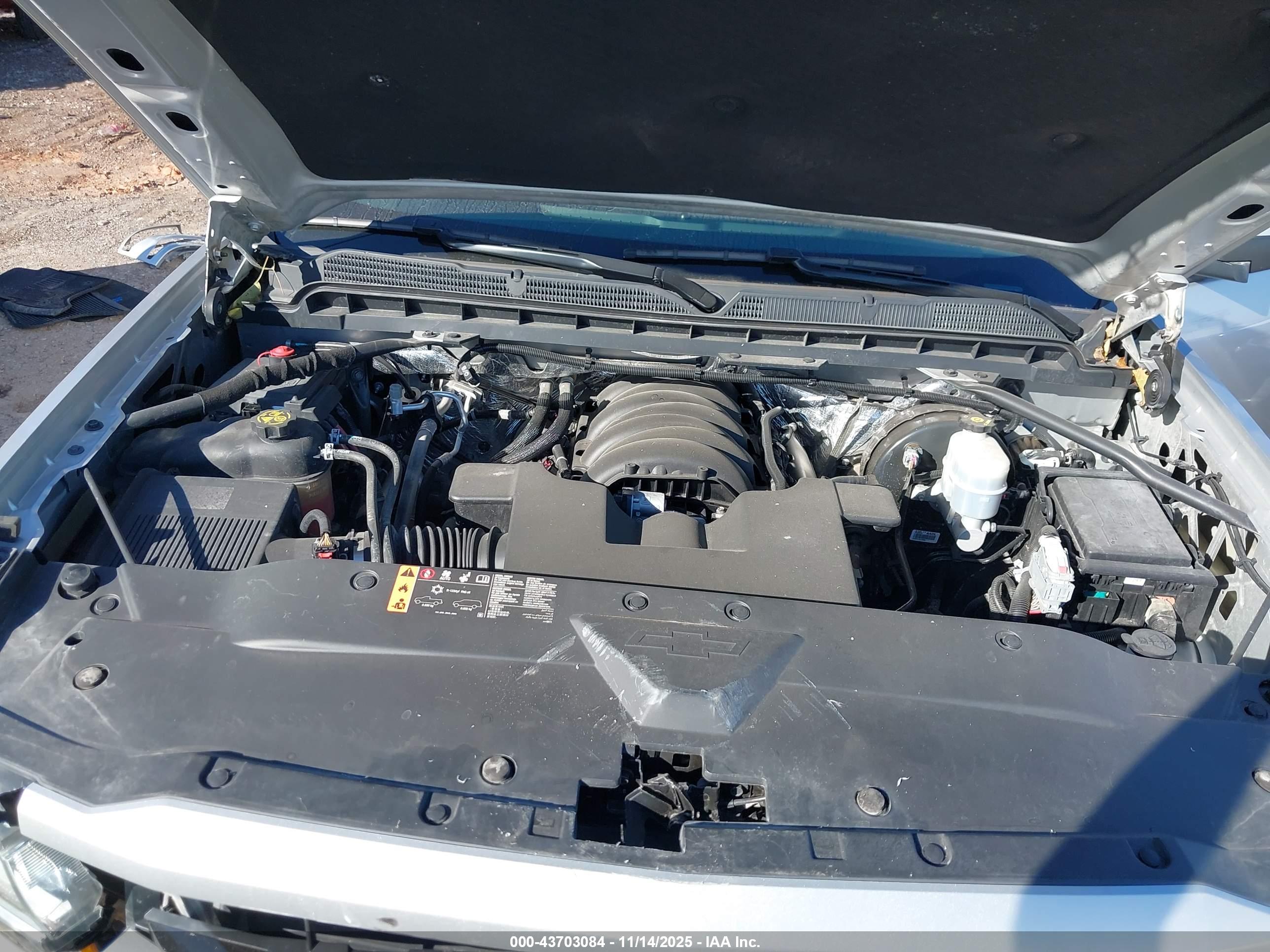CHEVROLET SILVERADO image 10