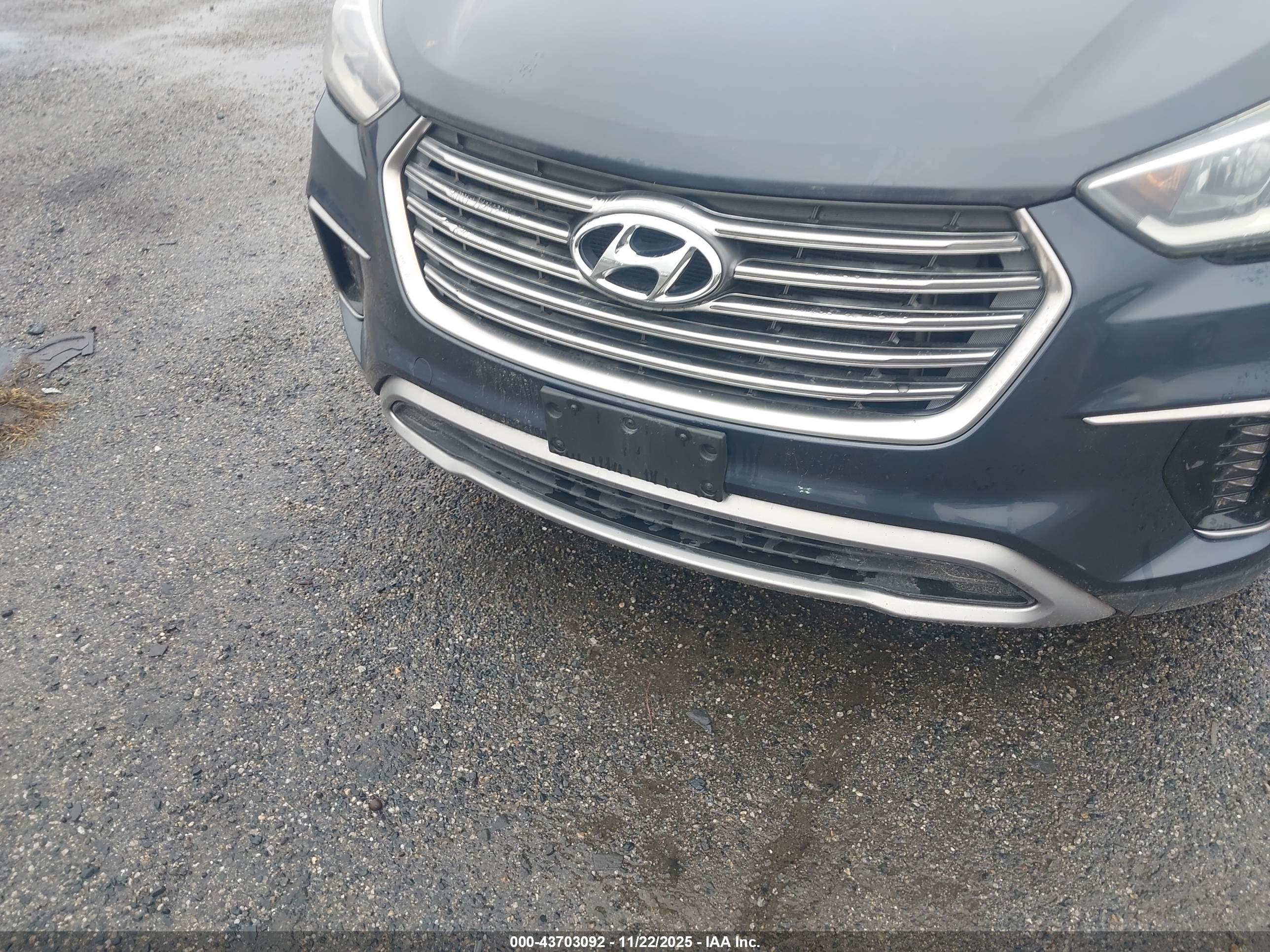 HYUNDAI SANTA image 6