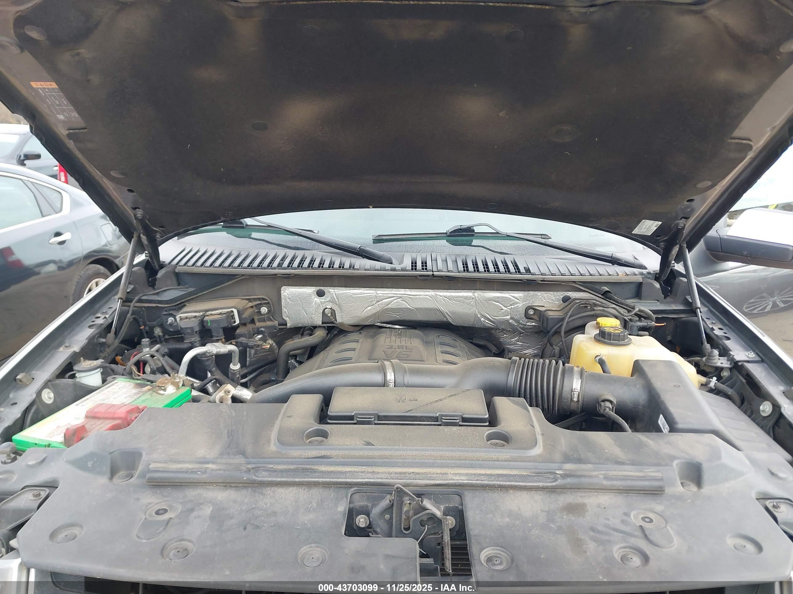 FORD EXPEDITION image 10