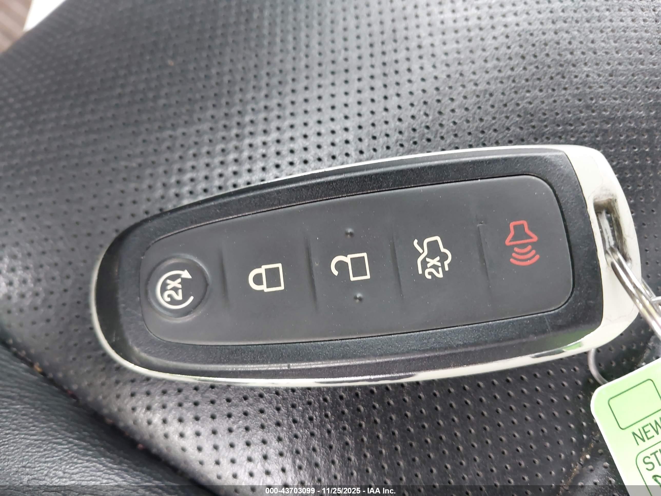 FORD EXPEDITION image 11