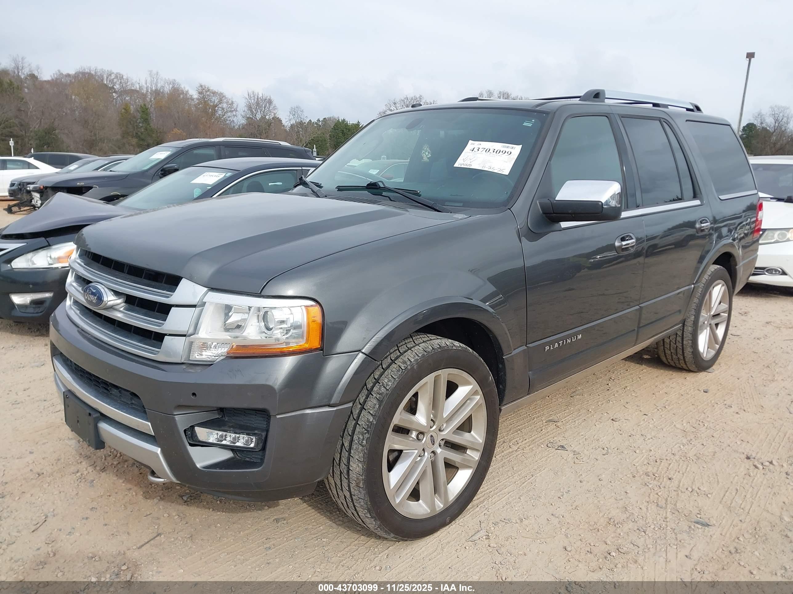 FORD EXPEDITION image 2