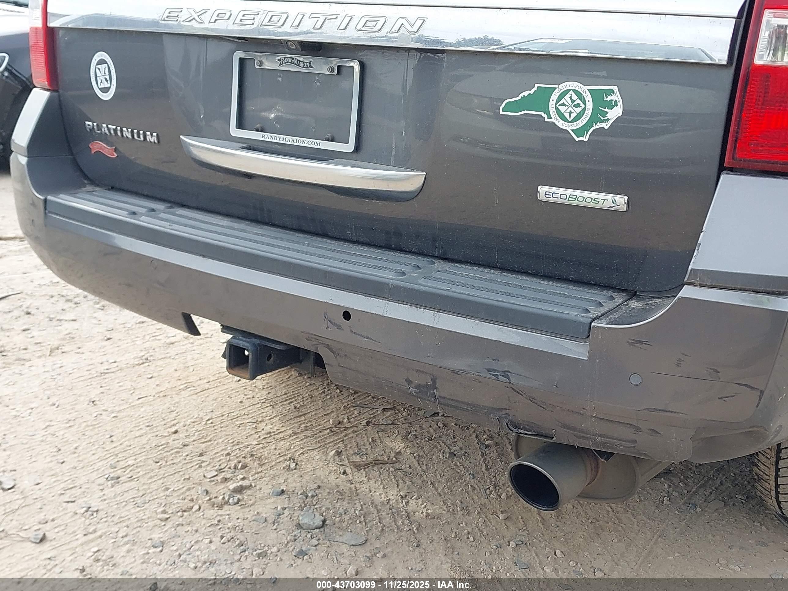 FORD EXPEDITION image 6