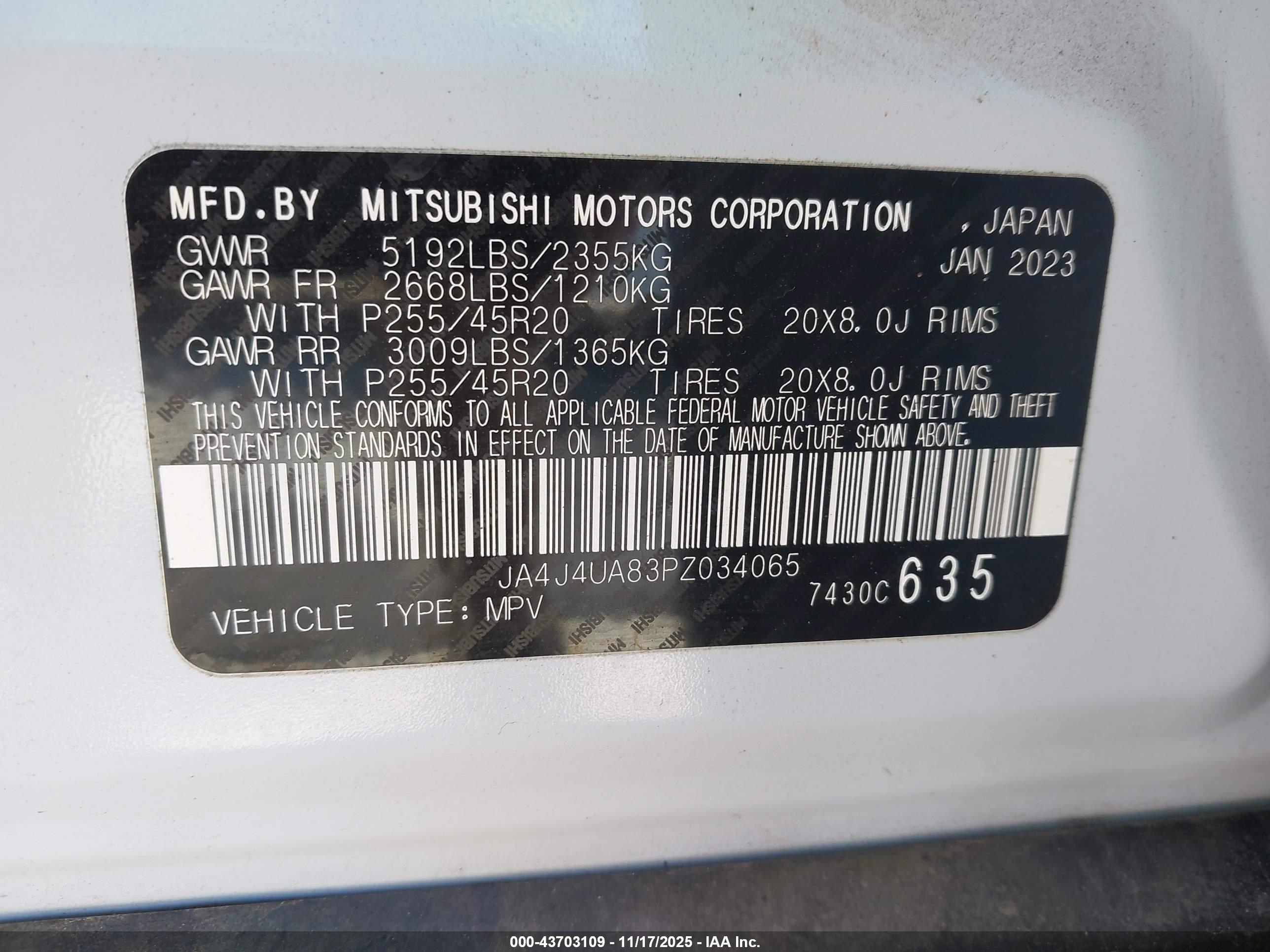 MITSUBISHI OUTLANDER image 9