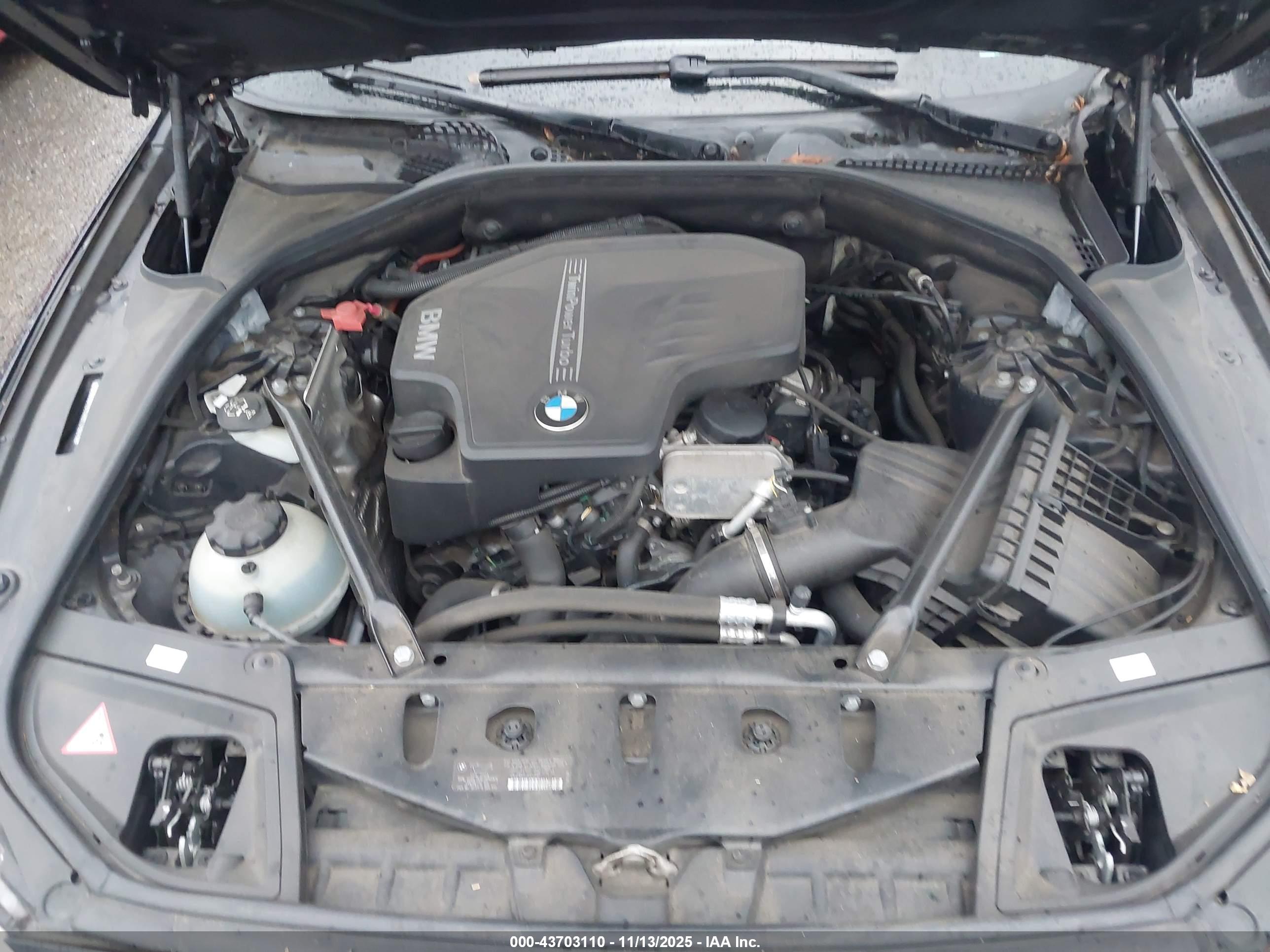 BMW 528I image 10