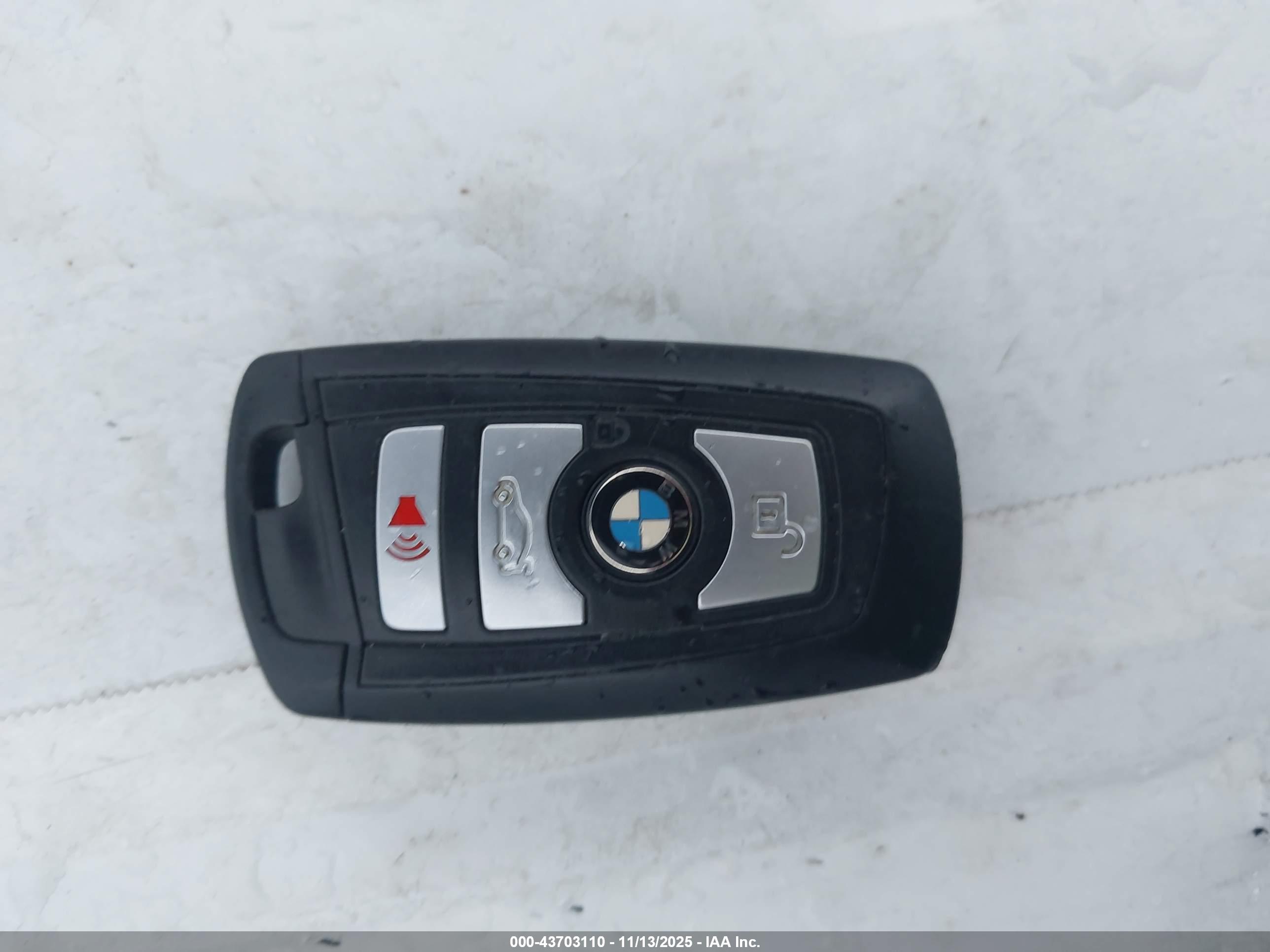 BMW 528I image 11