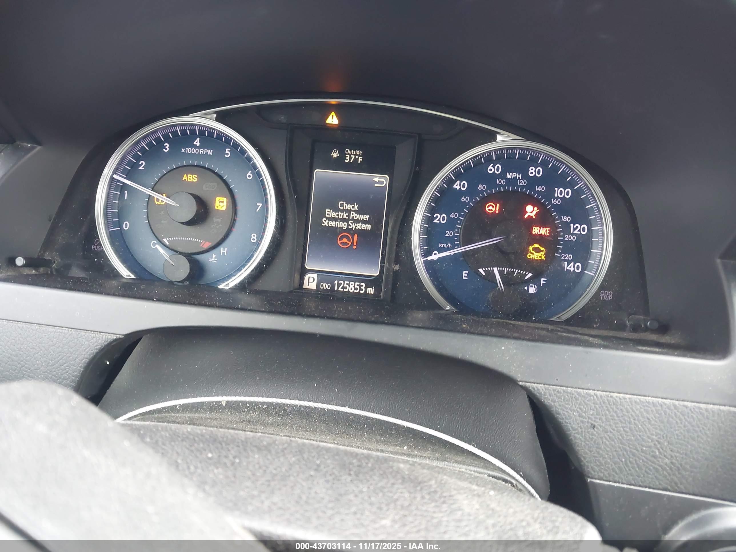 TOYOTA CAMRY image 7