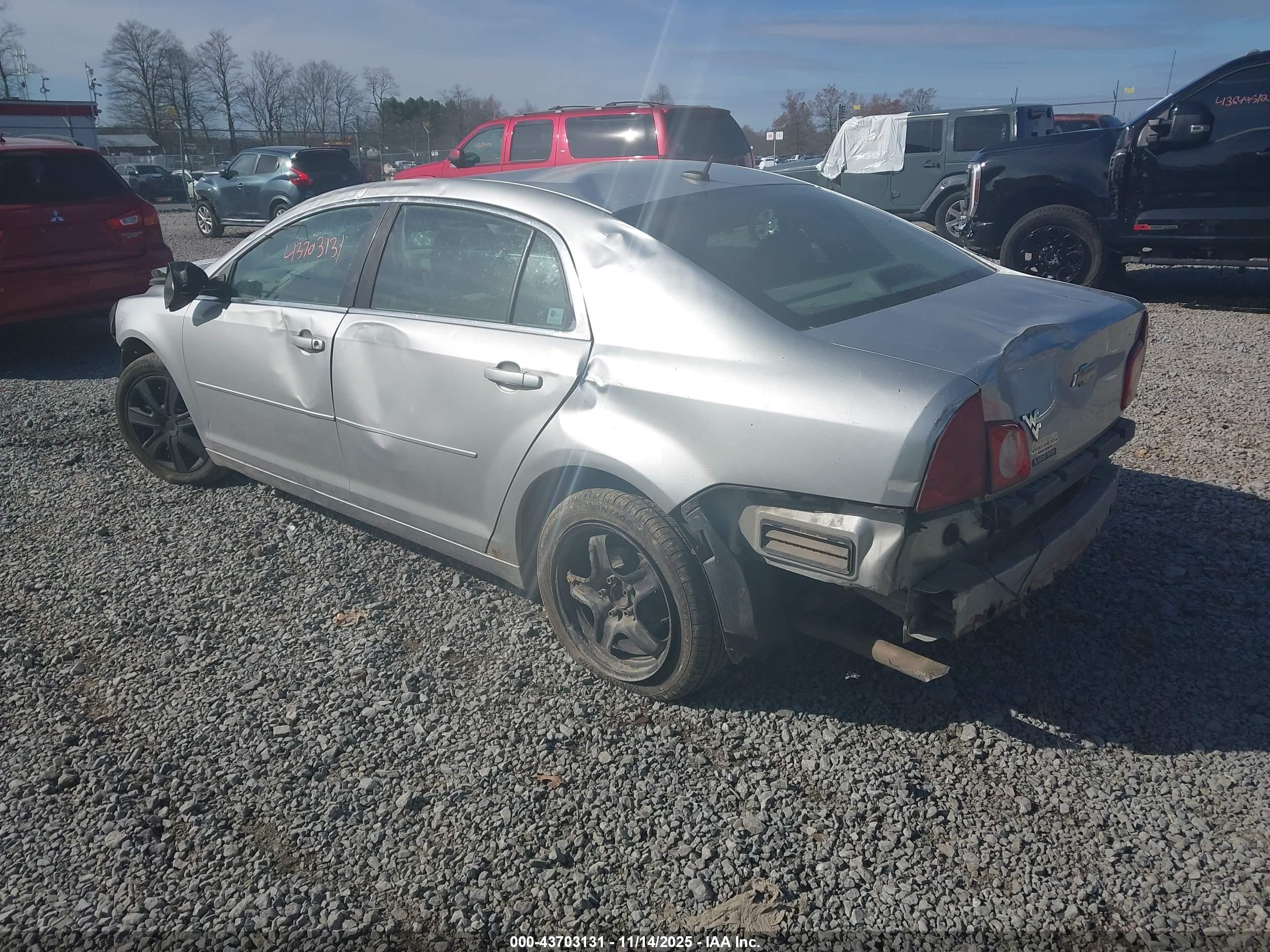 CHEVROLET MALIBU image 3