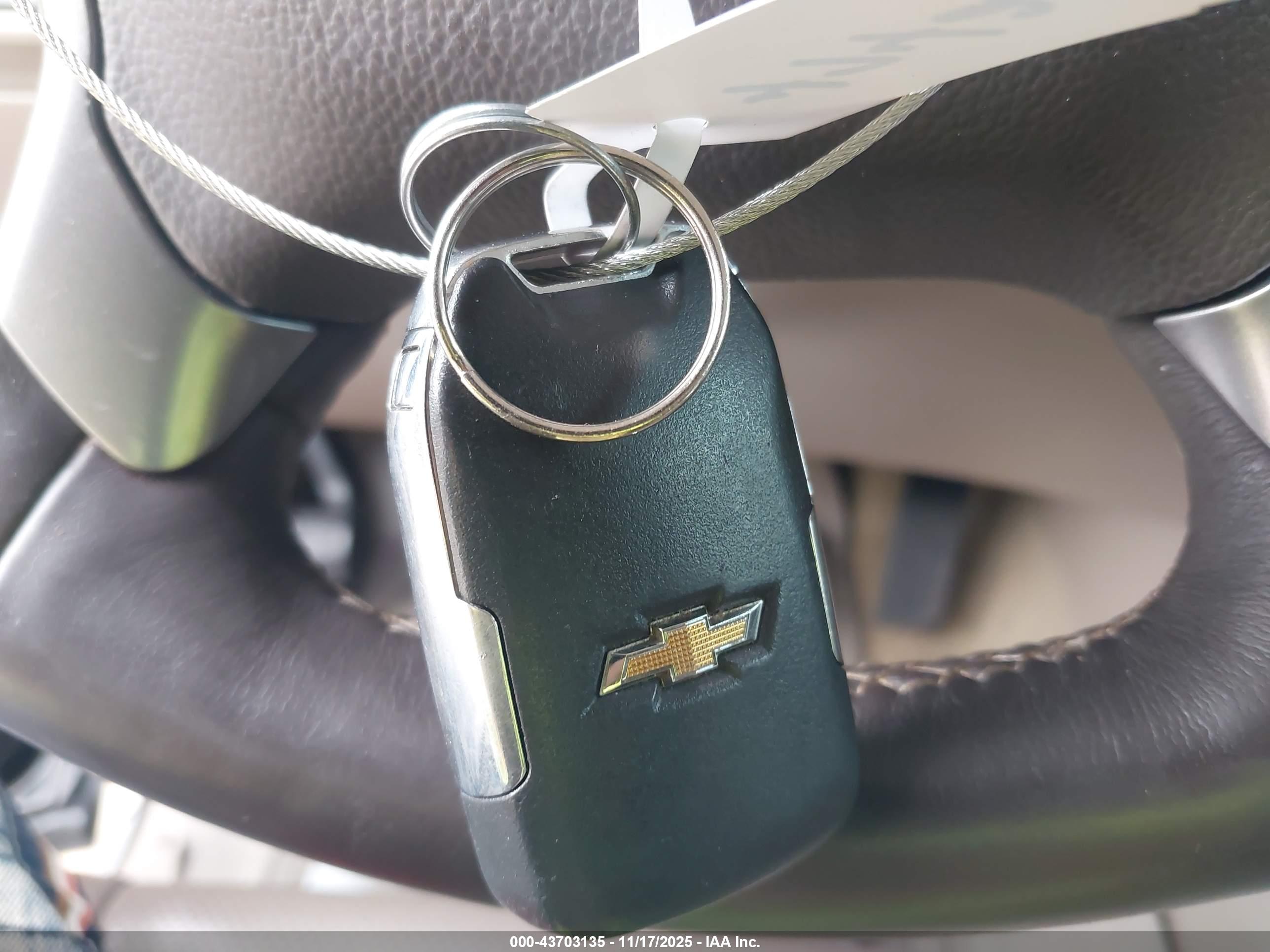 CHEVROLET TAHOE image 11