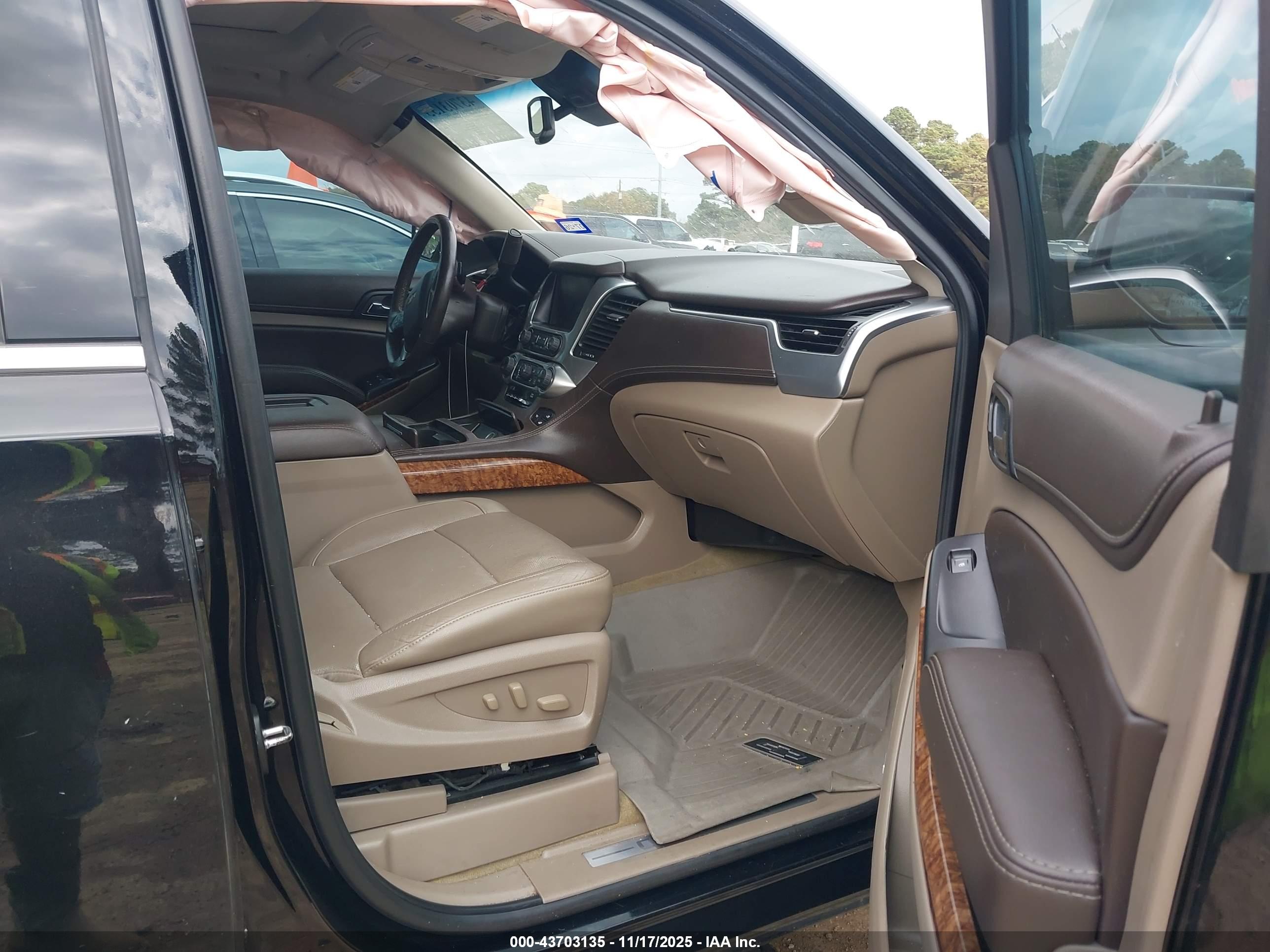 CHEVROLET TAHOE image 5