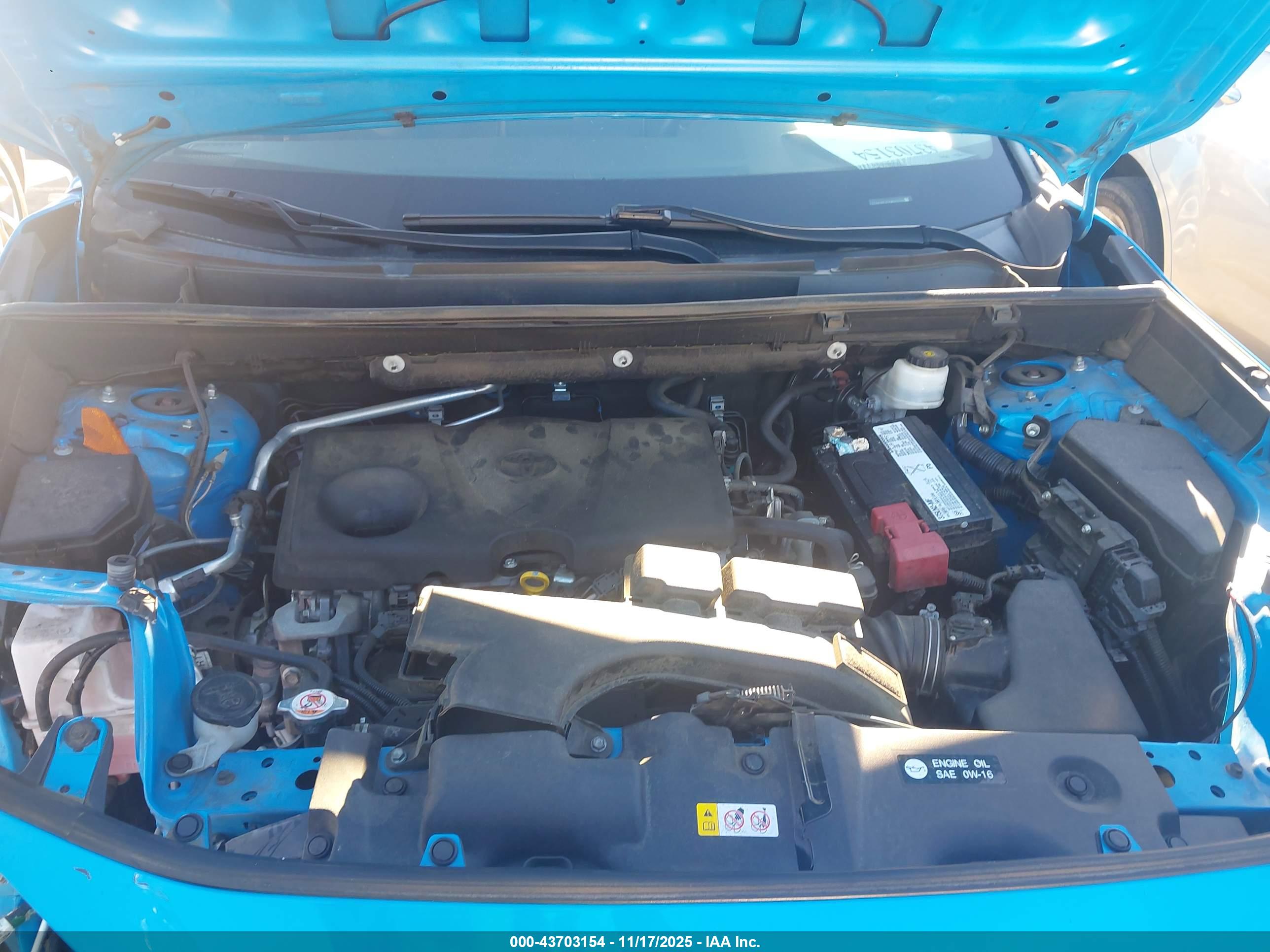 TOYOTA RAV4 image 10