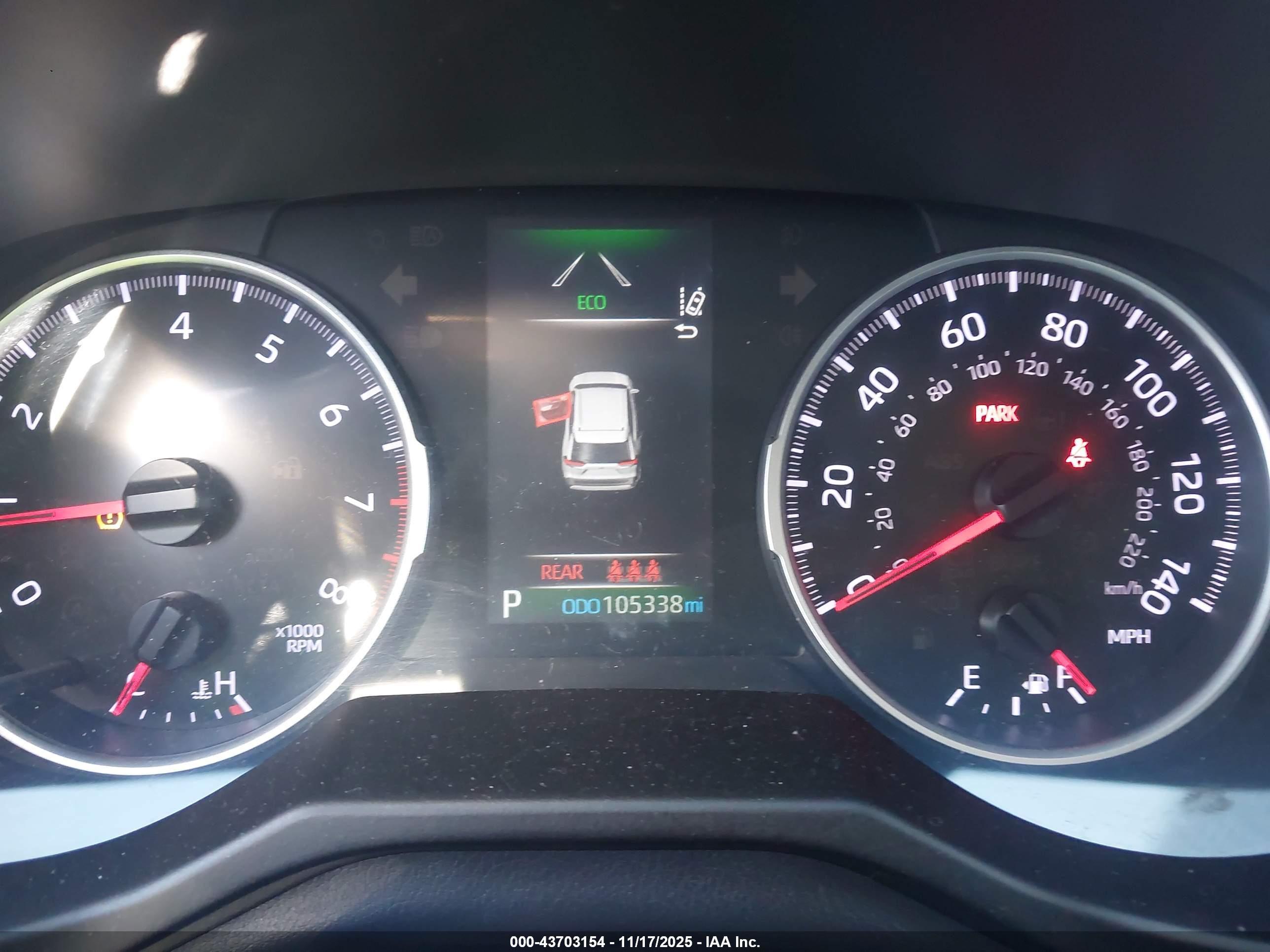 TOYOTA RAV4 image 7