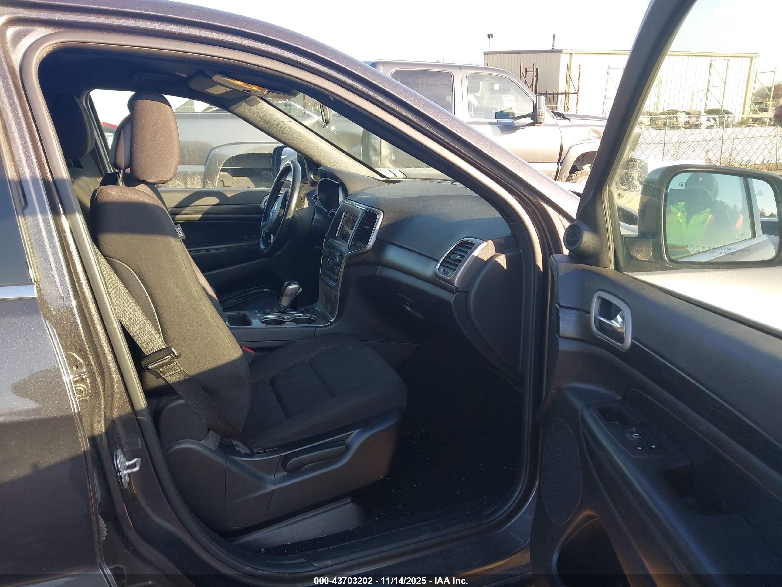 JEEP GRAND image 5