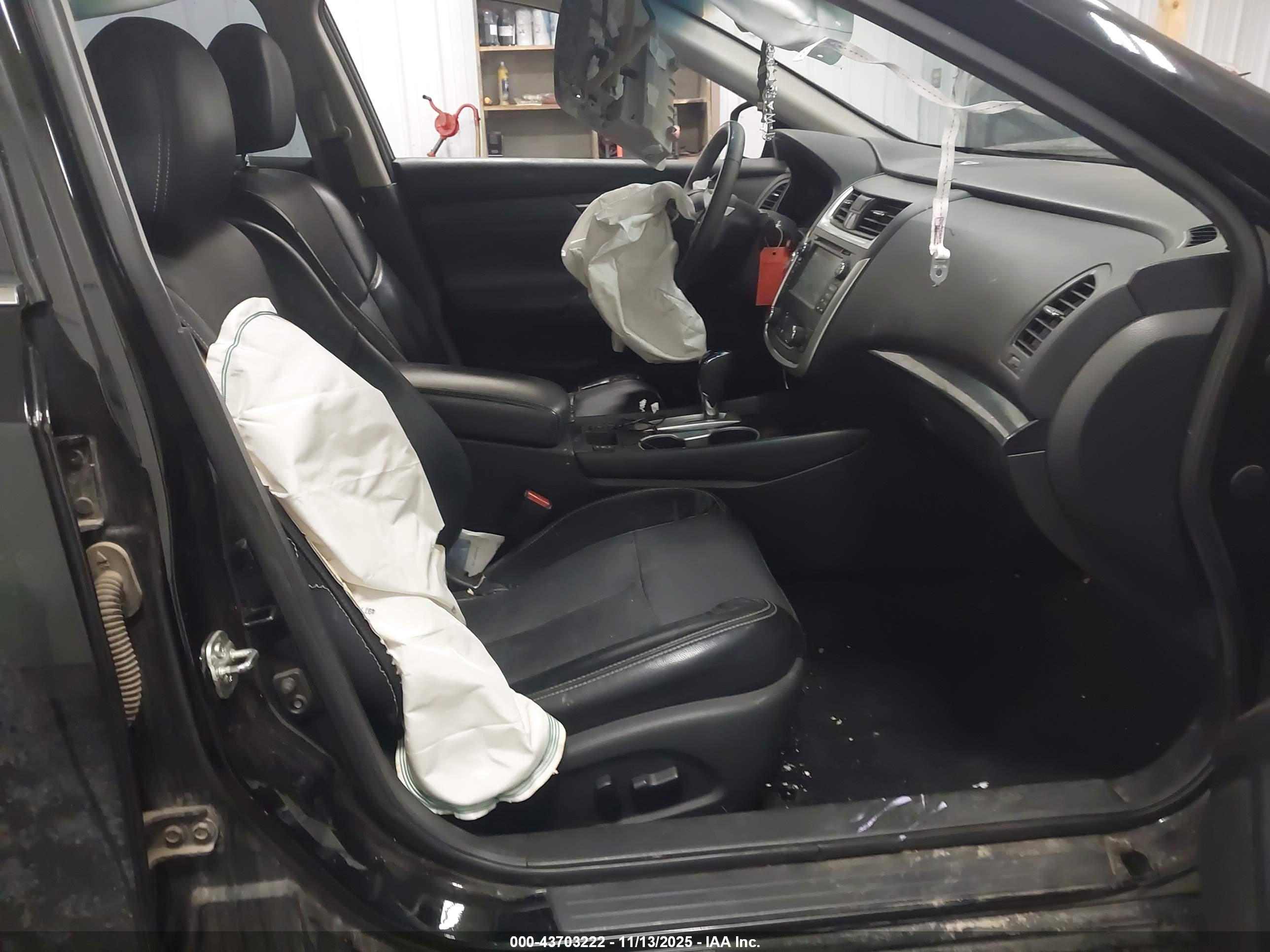 NISSAN ALTIMA image 5