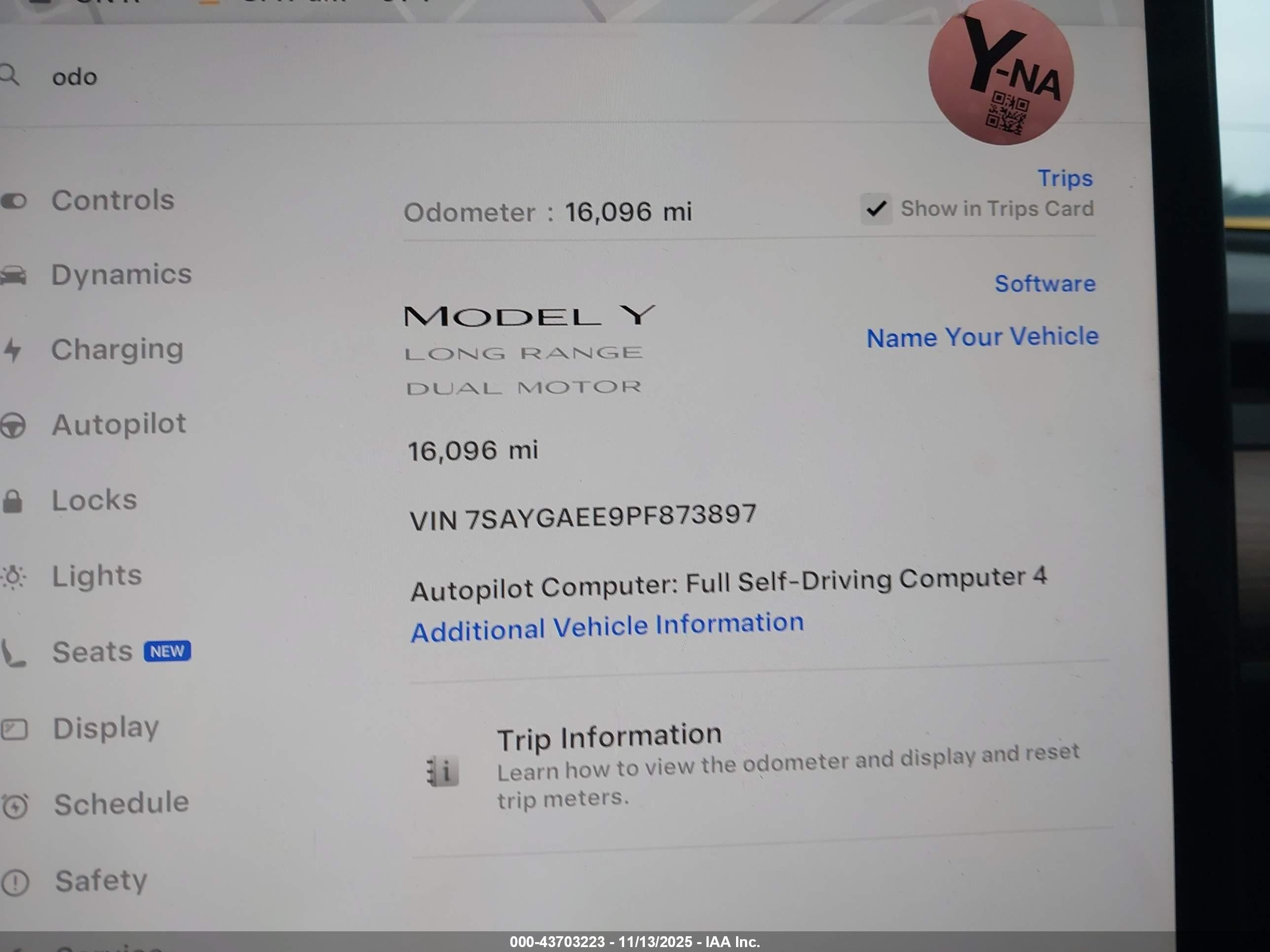 TESLA MODEL image 7
