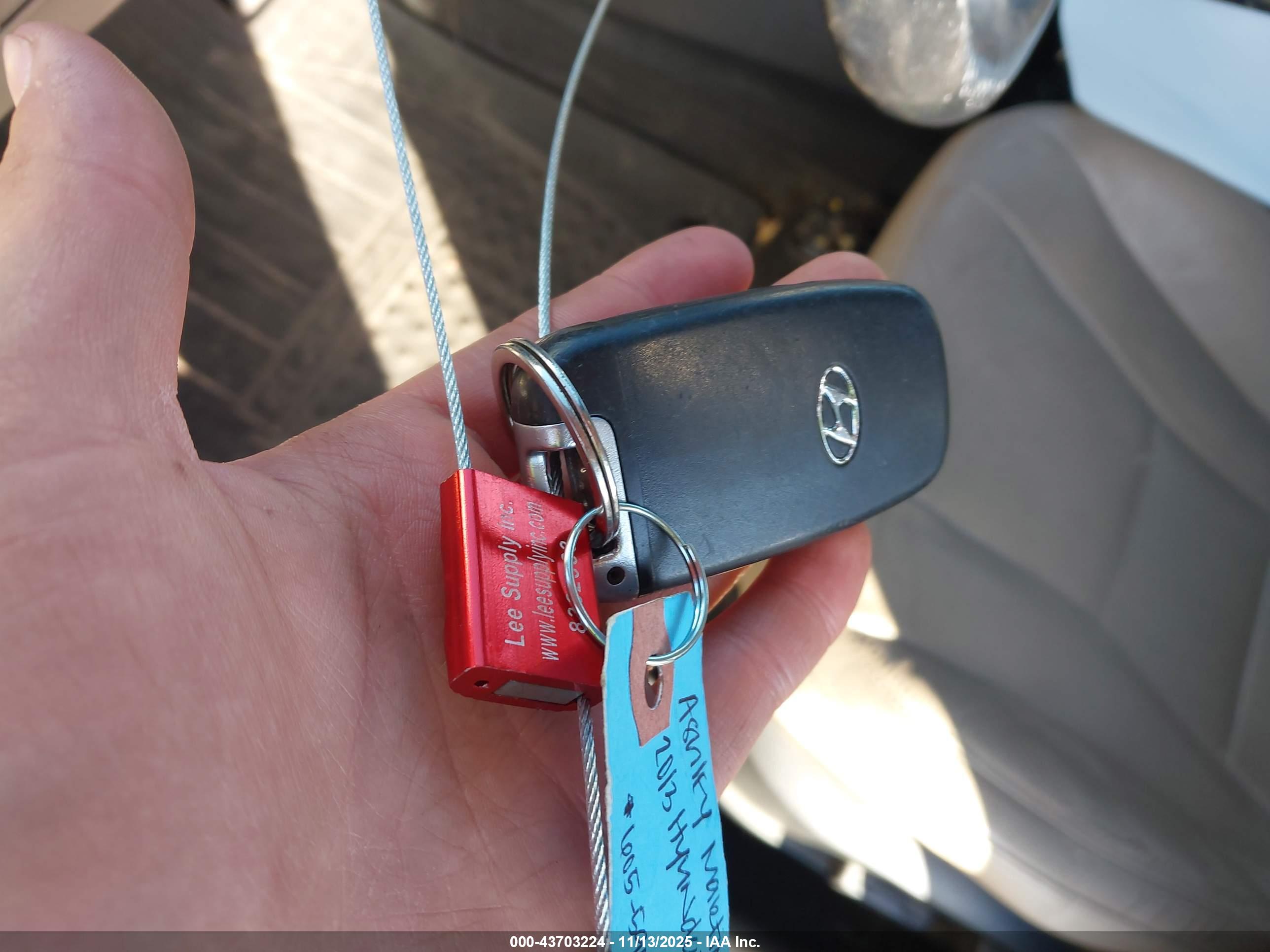 HYUNDAI ELANTRA image 11