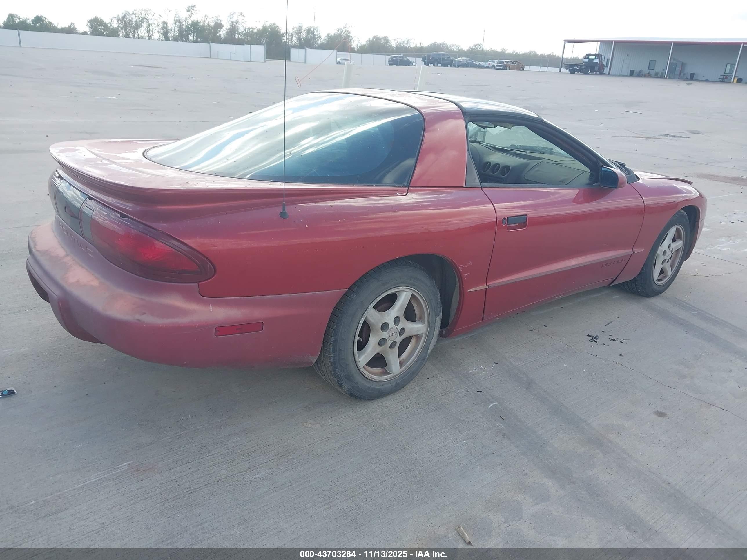PONTIAC FIREBIRD image 4