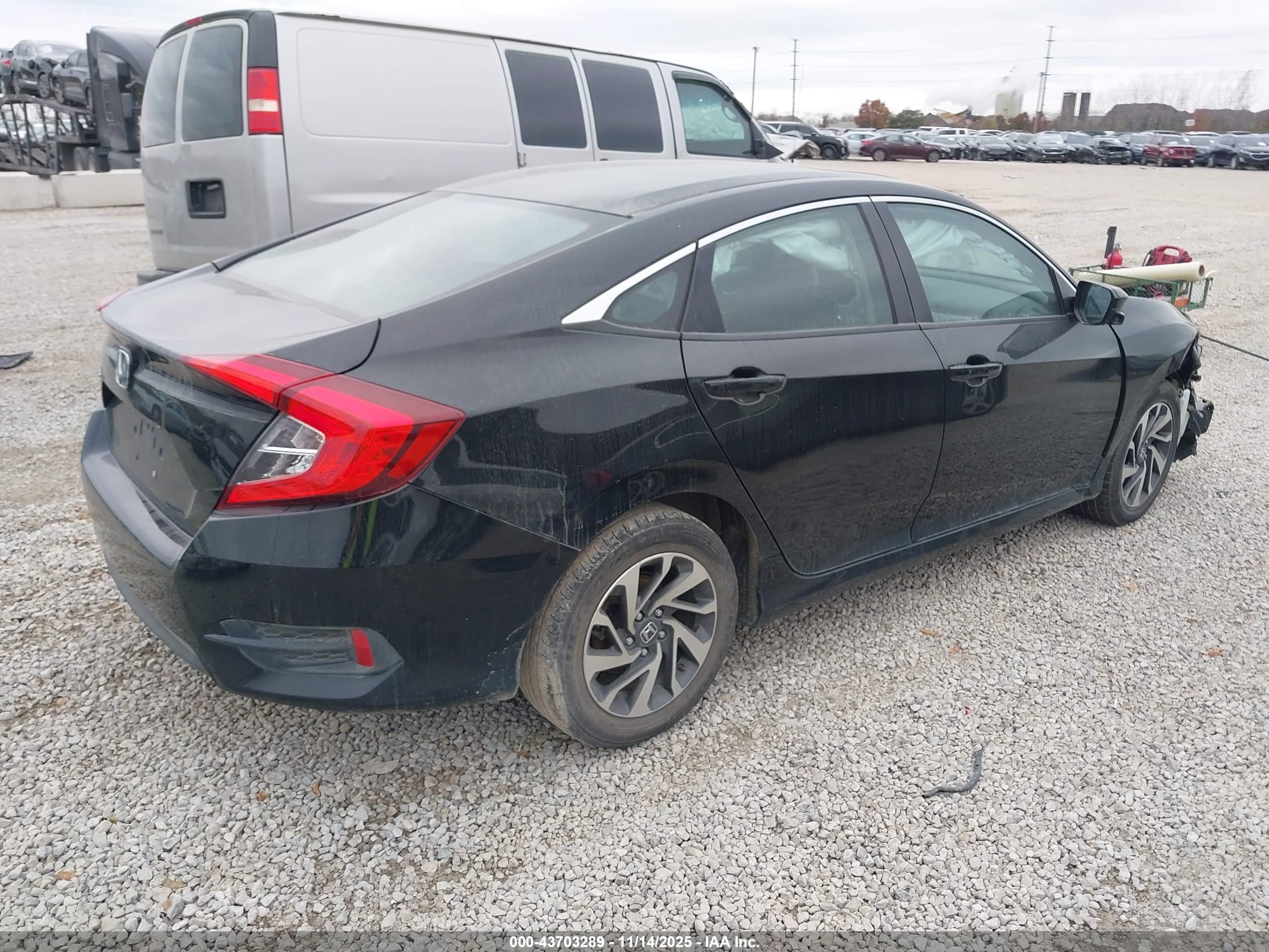 HONDA CIVIC image 4