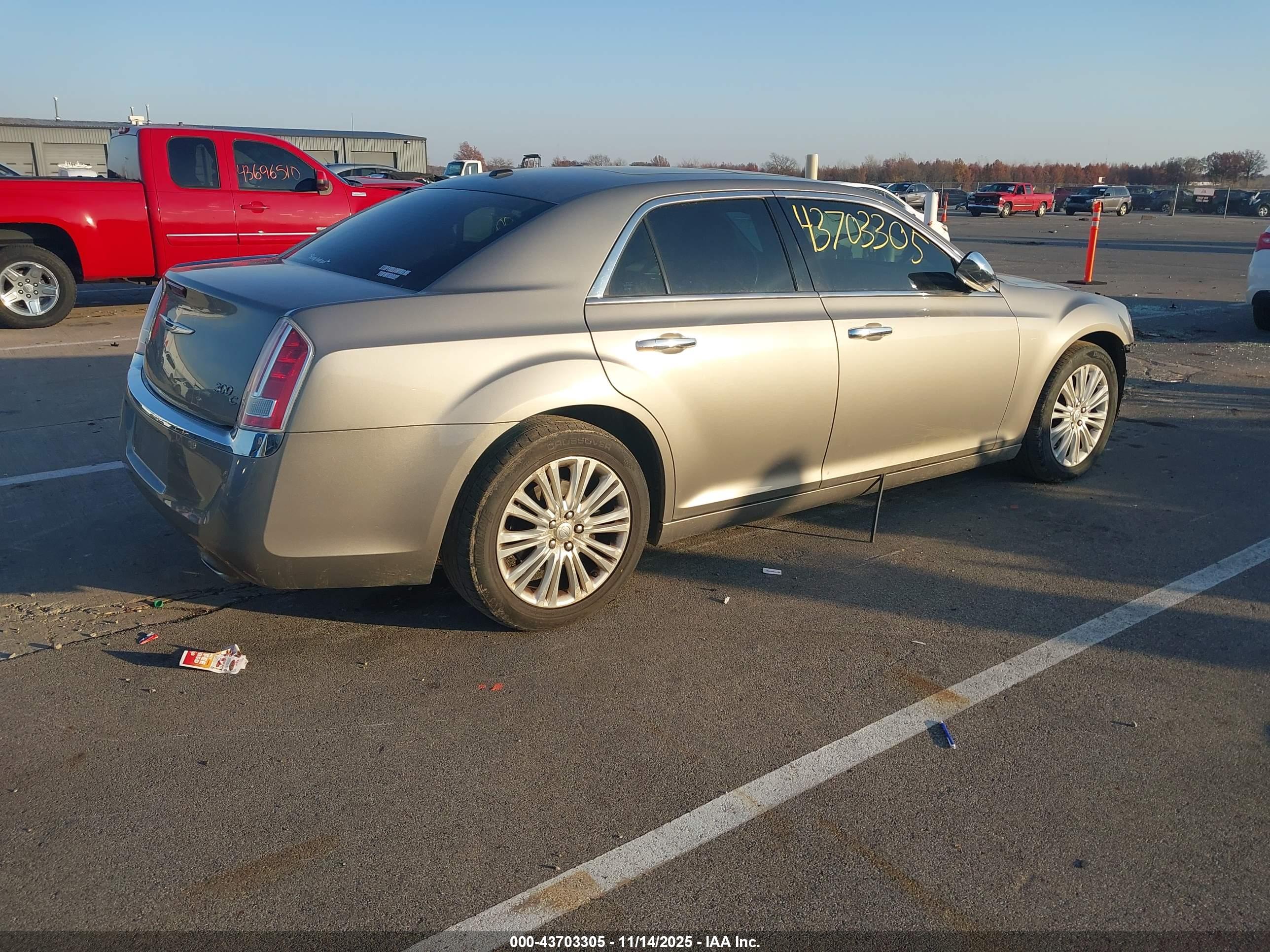 CHRYSLER 300C image 4