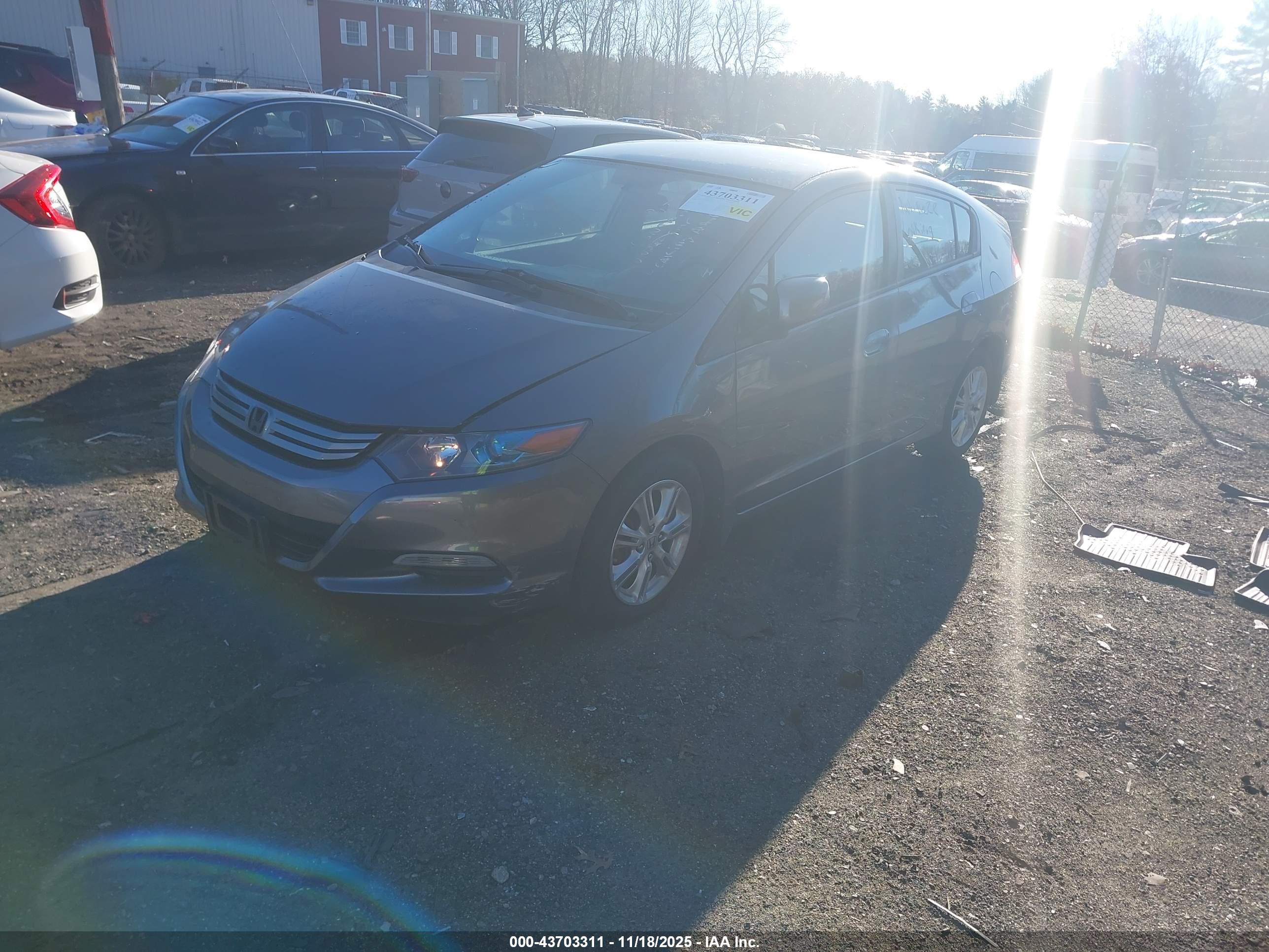 HONDA INSIGHT image 2