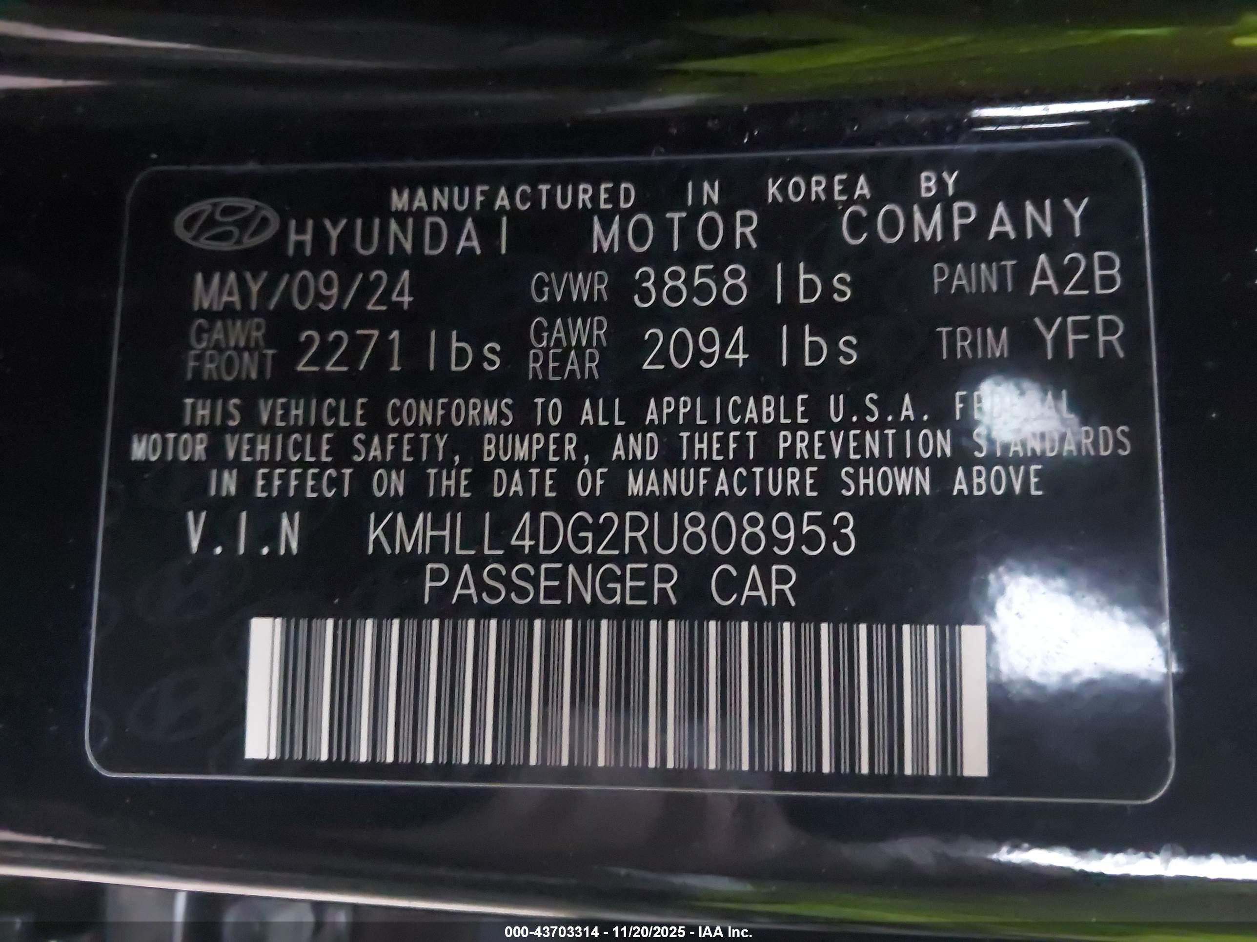 HYUNDAI ELANTRA image 9