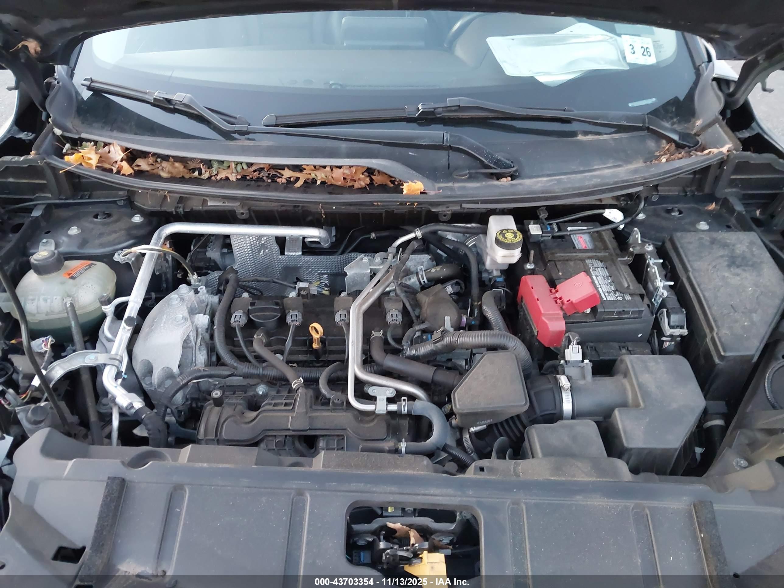 NISSAN ROGUE image 10