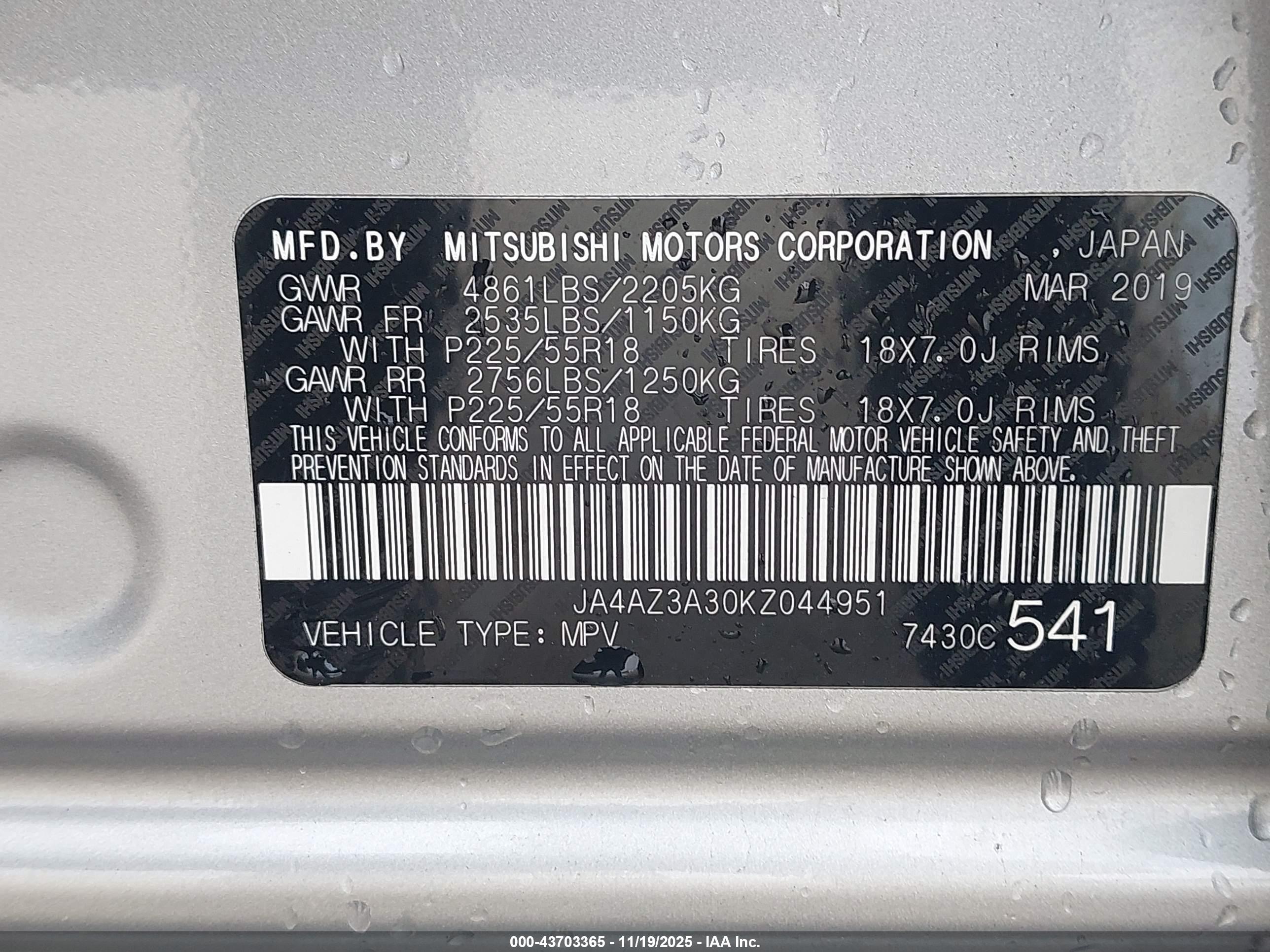 MITSUBISHI OUTLANDER image 9