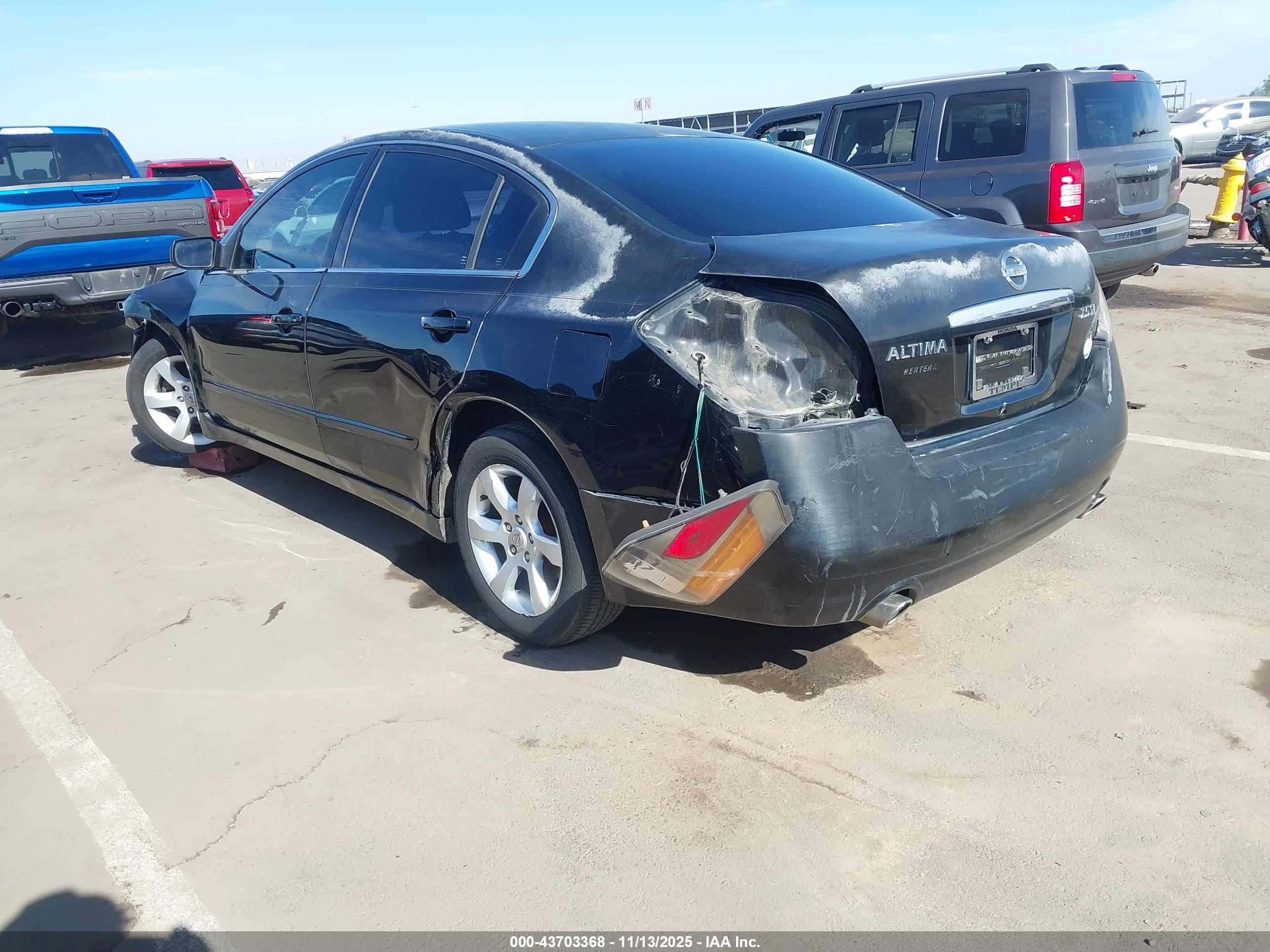NISSAN ALTIMA image 3