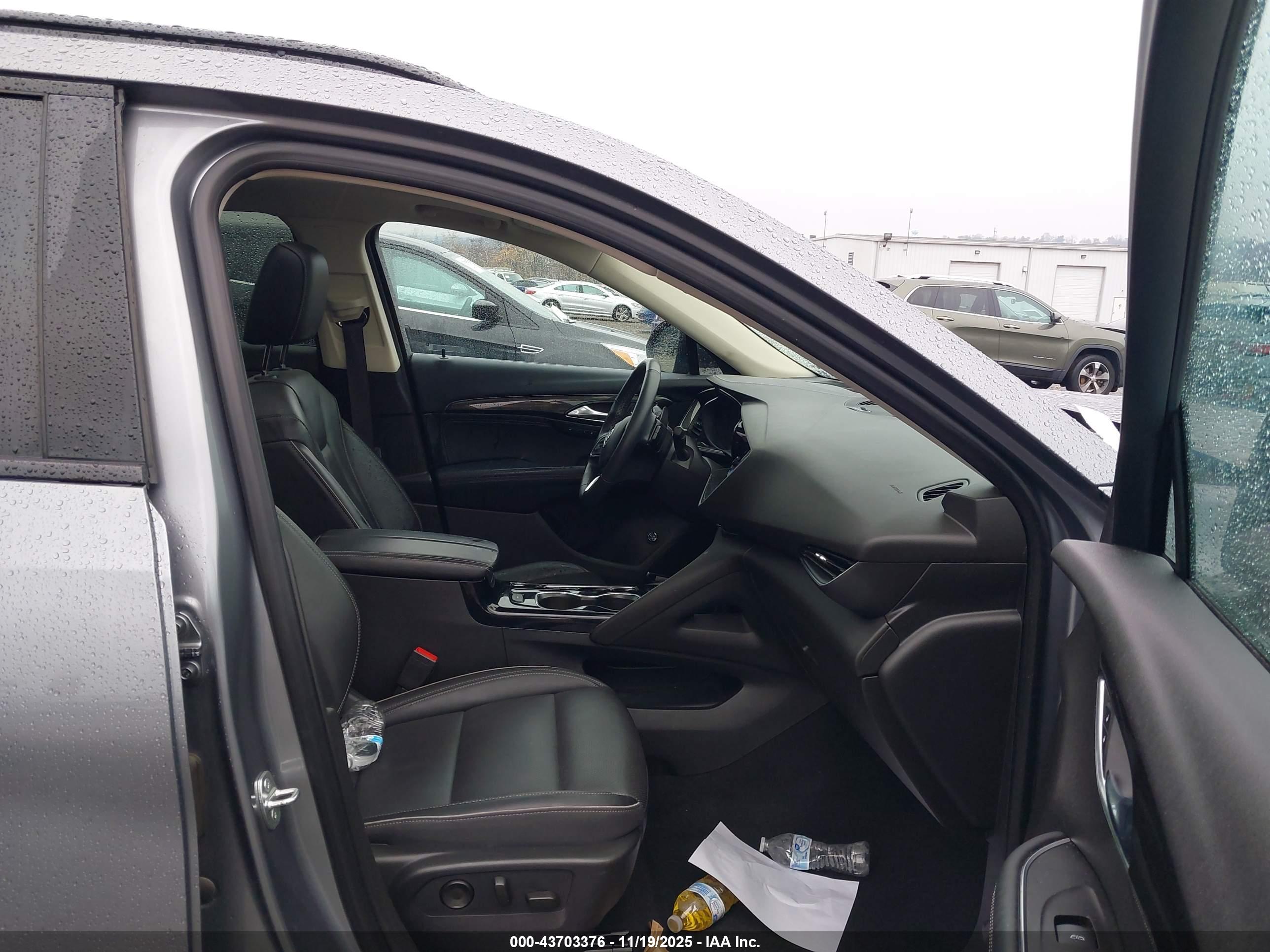 BUICK ENVISION image 5