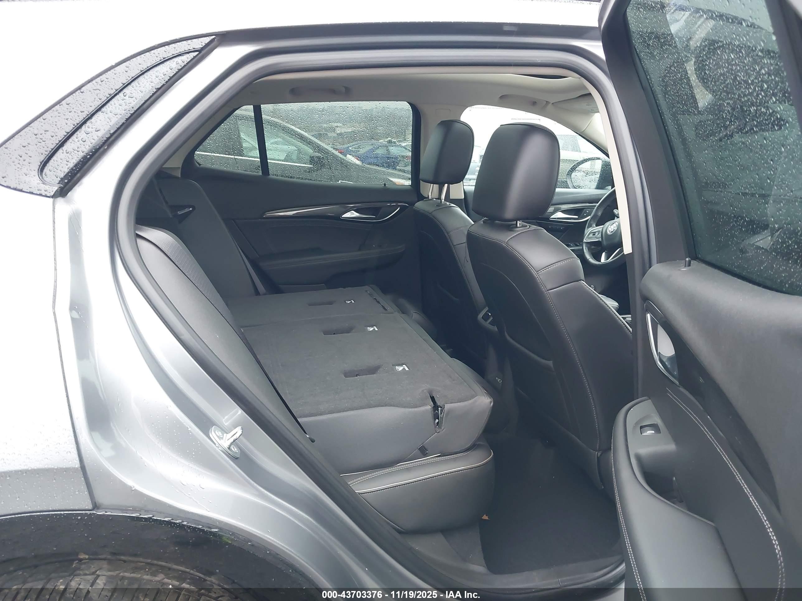 BUICK ENVISION image 8